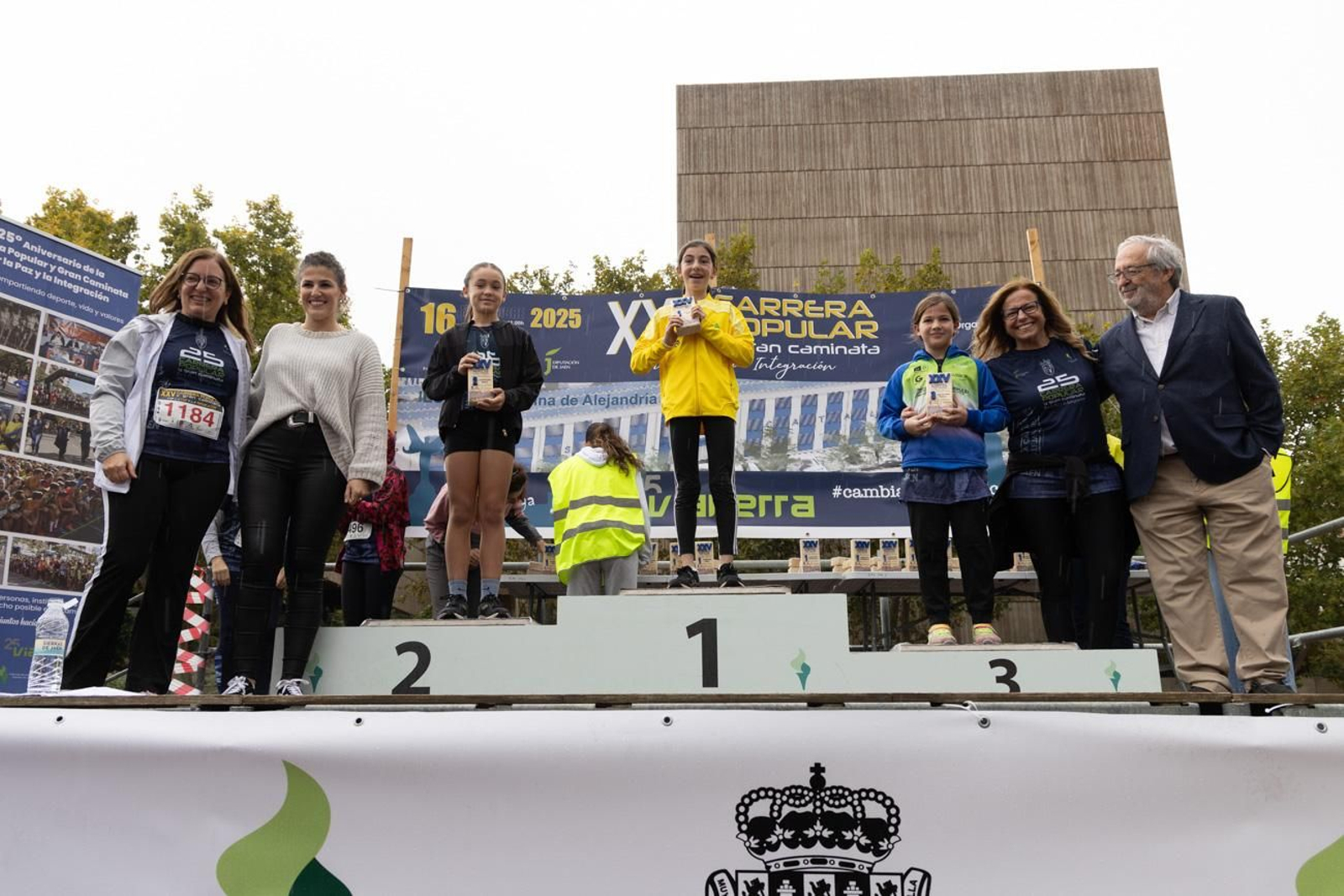 Atletismo por la paz y la integración en la XXV Carrera y Caminata del IES Santa Catalina de Alejandría (II)