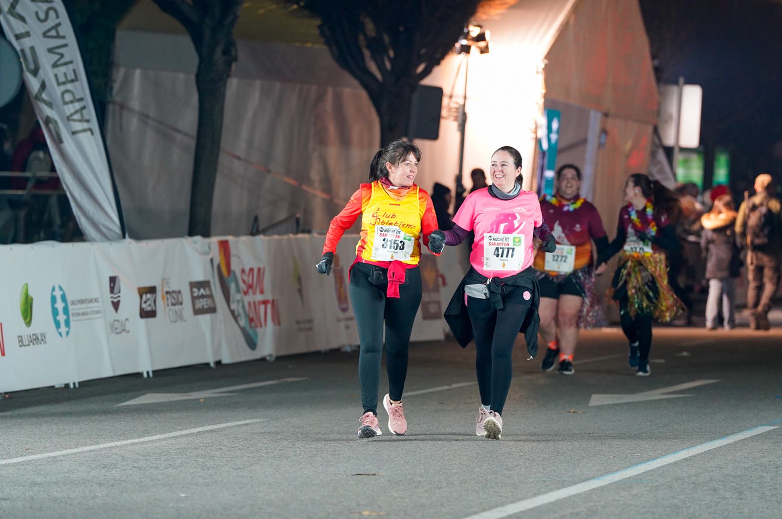 En imágenes: búscate en tu llegada a meta de la Carrera de San Antón 2026 (5)