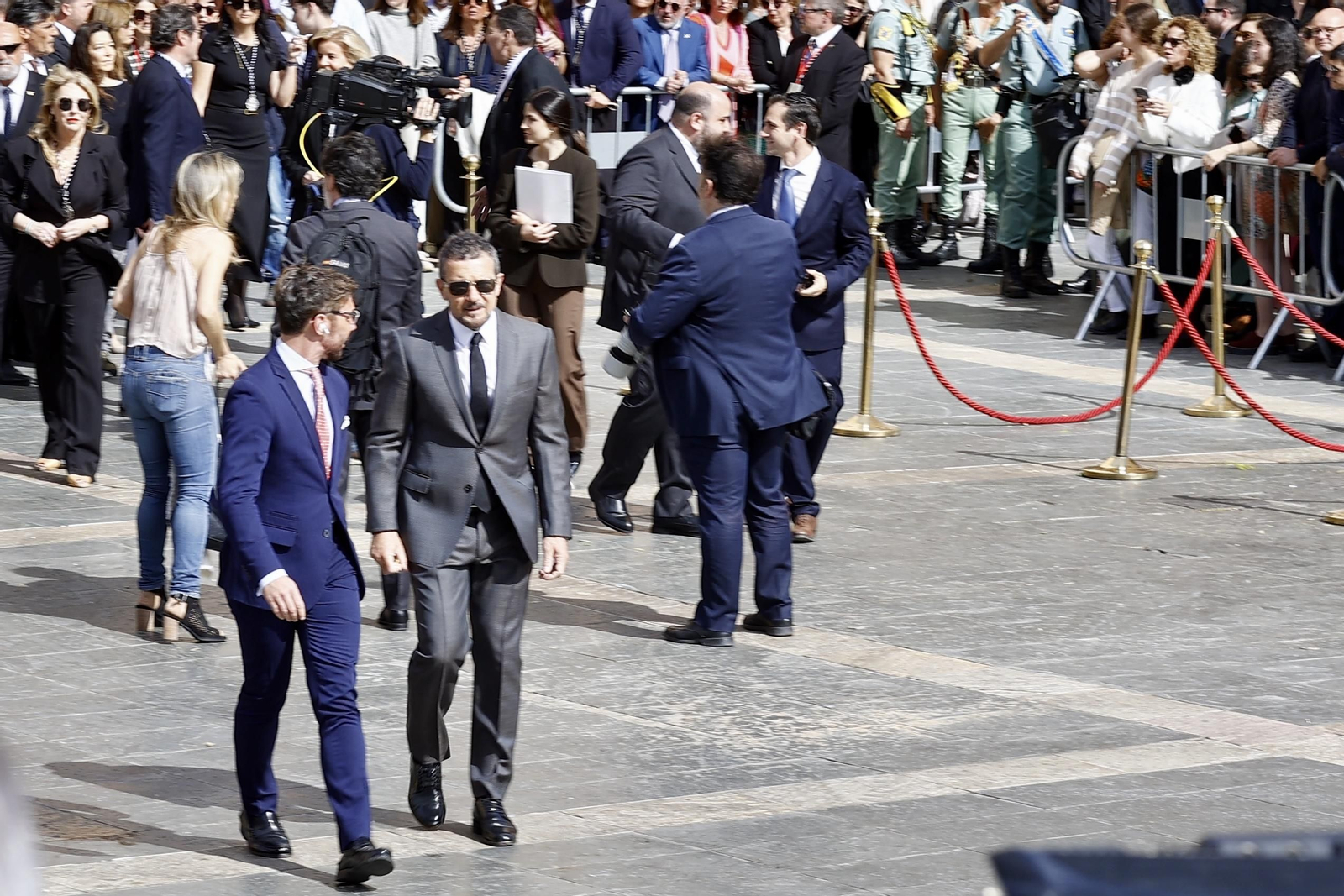 Las fotos de la Legión en el traslado del Cristo de Mena en Málaga este Jueves Santo