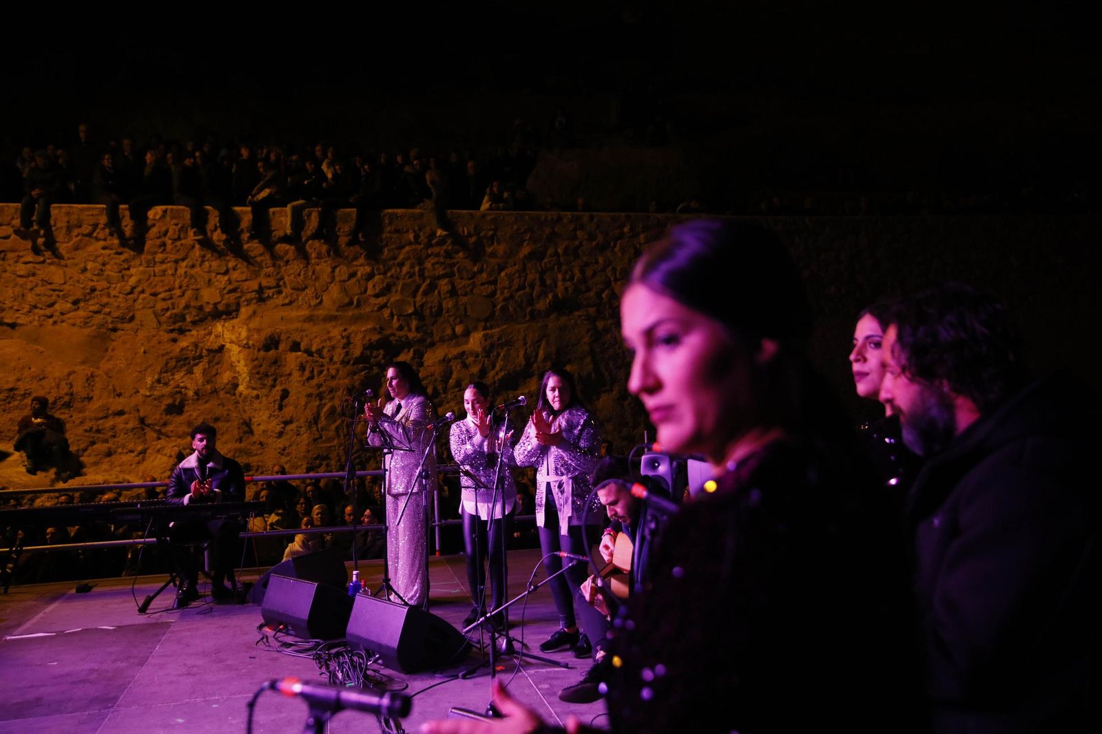 La Noche de las Candelas del Mesón Gitano de Almería, en imágenes