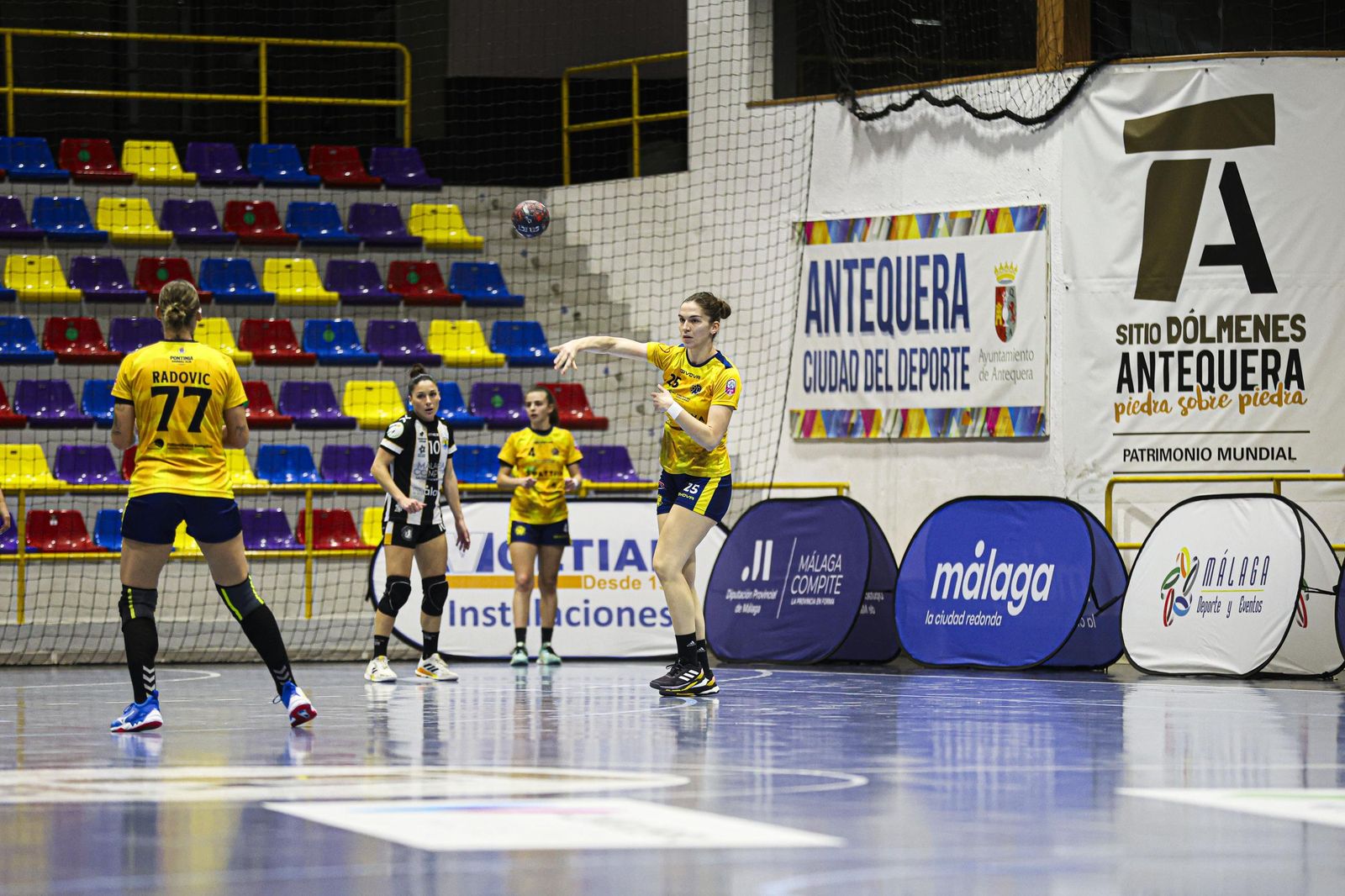 Las fotos del Costa del Sol - Pontinia de la EHF Cup
