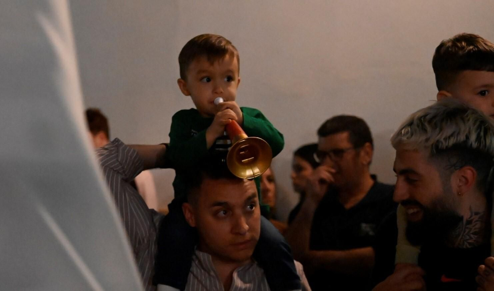 El Señor de la Salud da luz al Jueves de Pasión en Córdoba, en imágenes