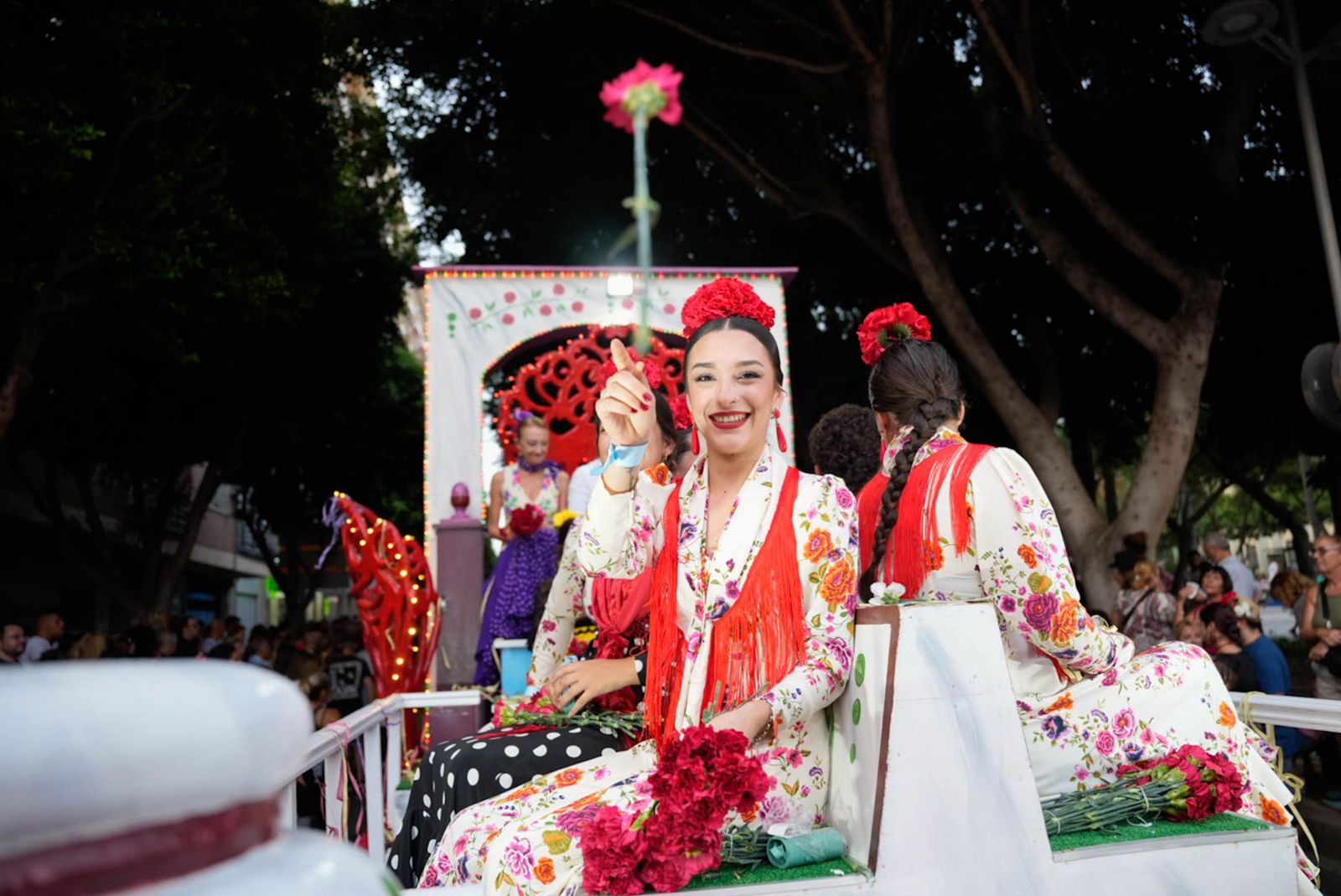 Así se ha vivido la Batalla de Flores en la Feria de Almería