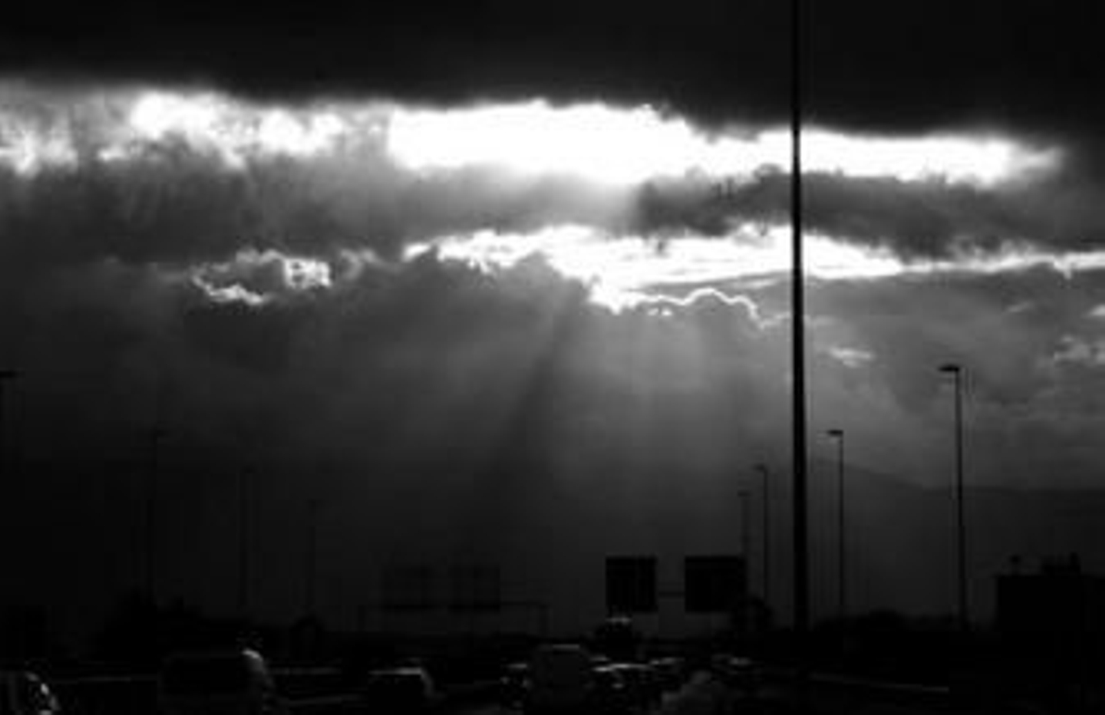 Nubes negras en el cielo