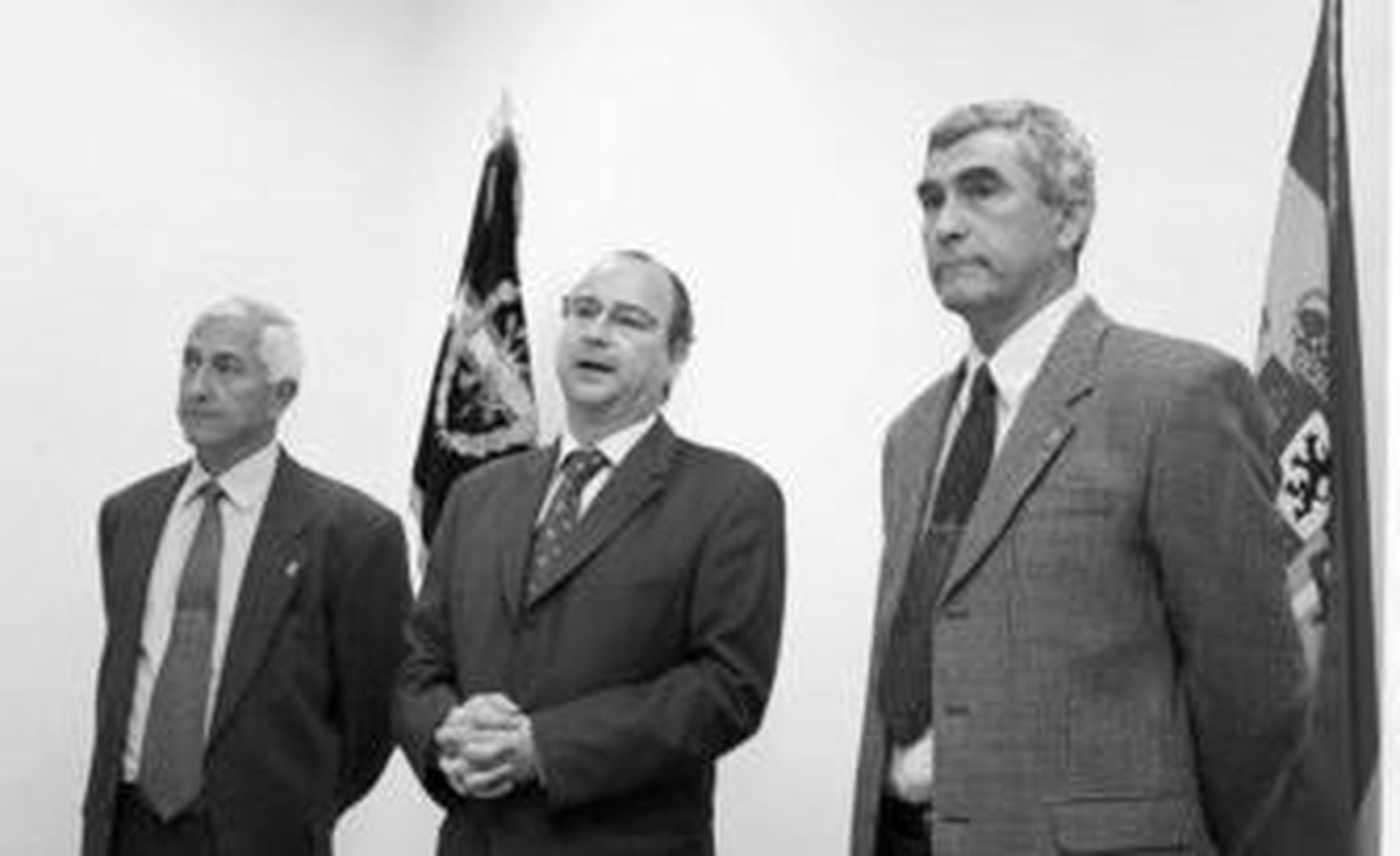 Teniente coronel Pugnaire, Luis Rogelio Rodríguez y el teniente coronel Juan Castro durante  el acto.