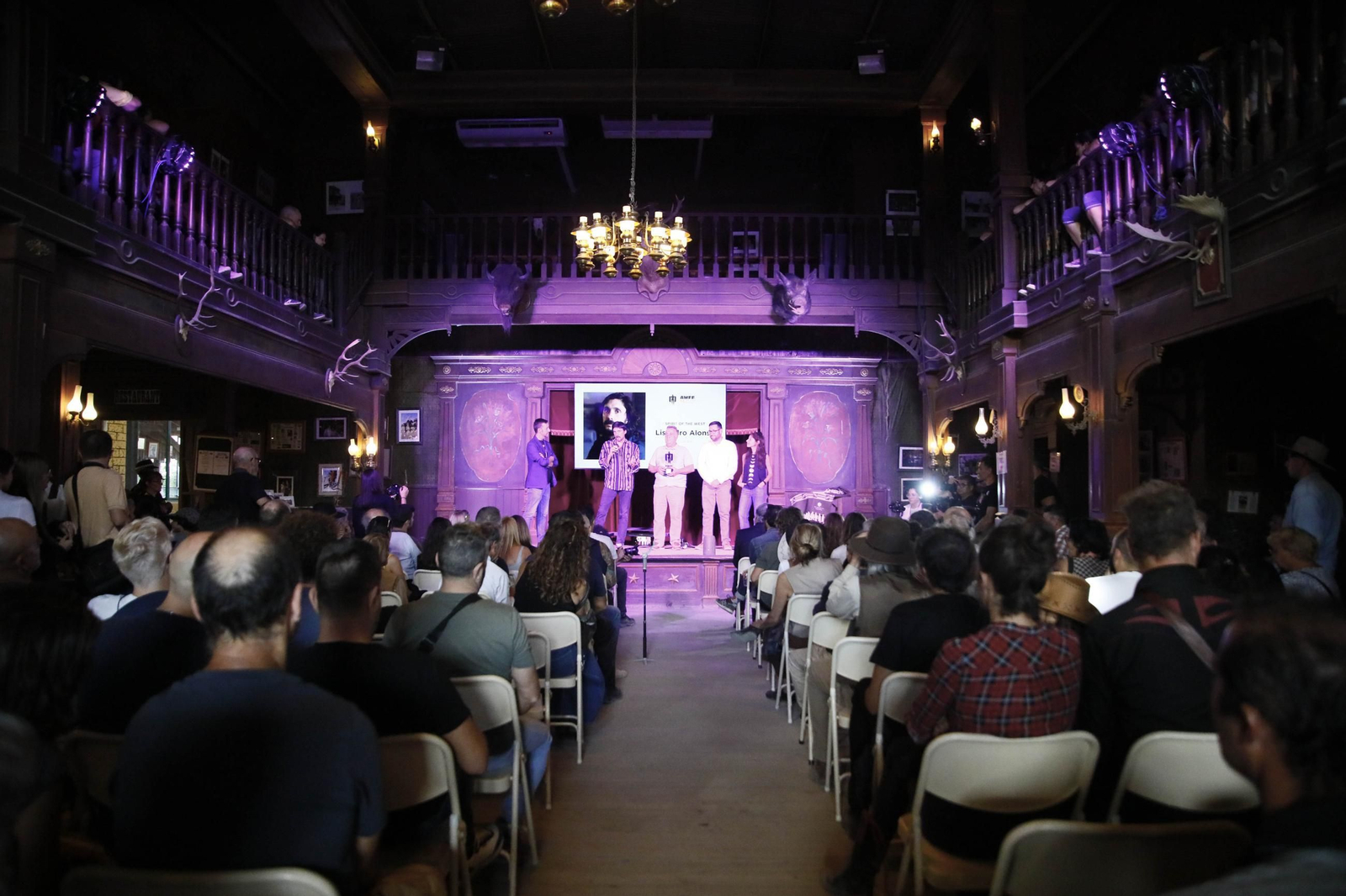 Entrega premio "Spirit of the West" al director Lisandro Alonso