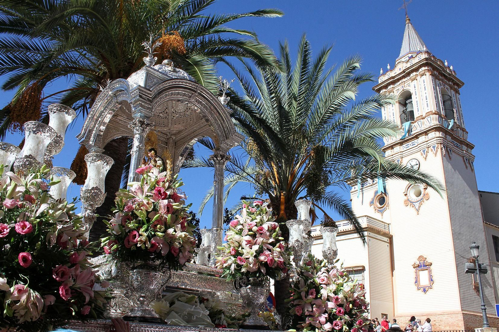 Las imágenes de la última visita de la Virgen de la Cinta a San Pedro hace diez años