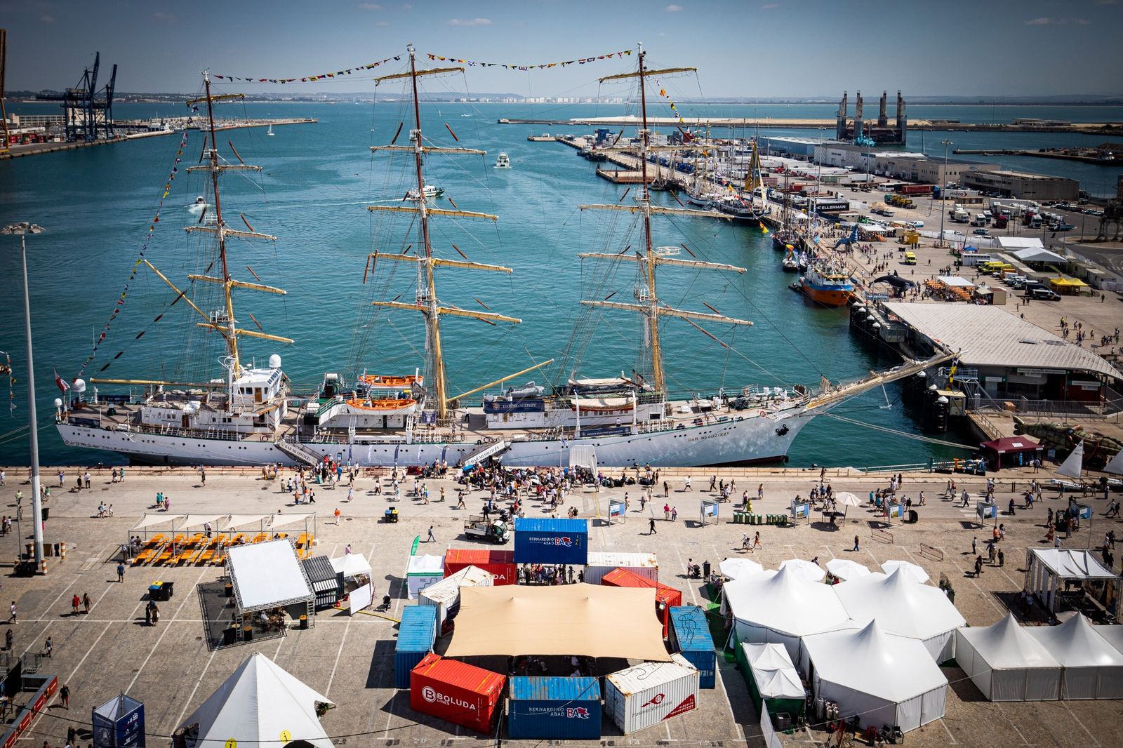 Las imágenes de la Gran Regata 2023 de Cádiz, desde el cielo
