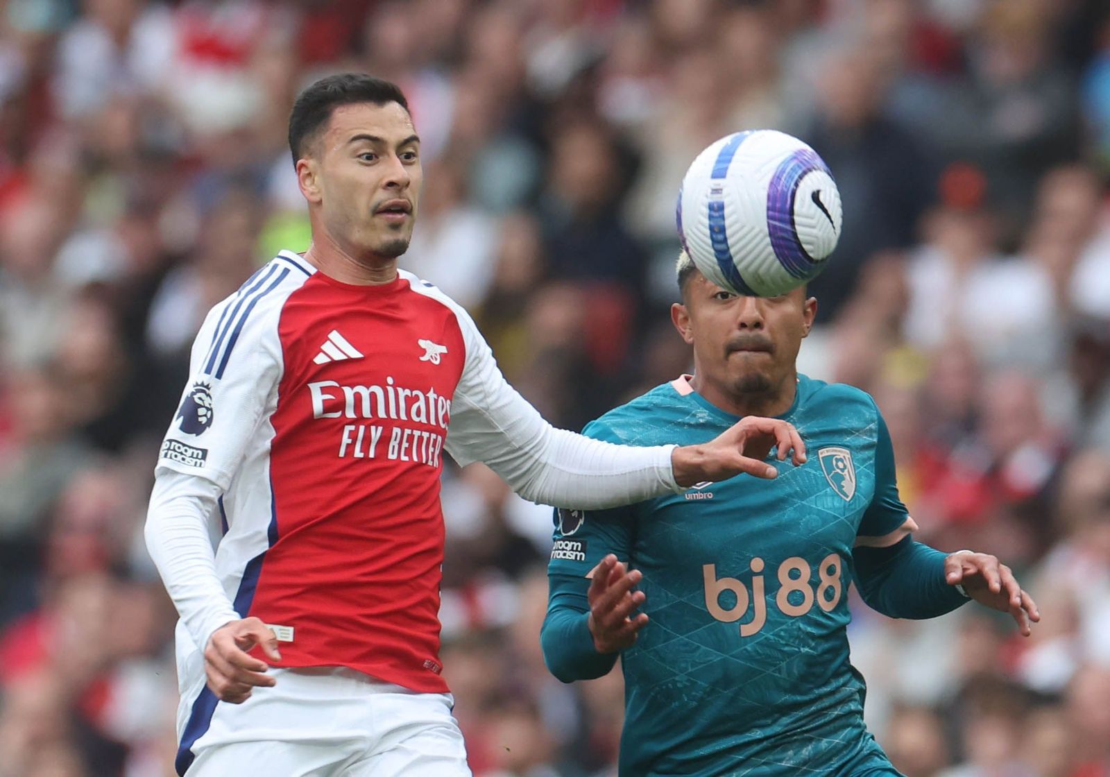 Dean Huijsen marca en el triunfo del Bournemouth en casa del Arsenal