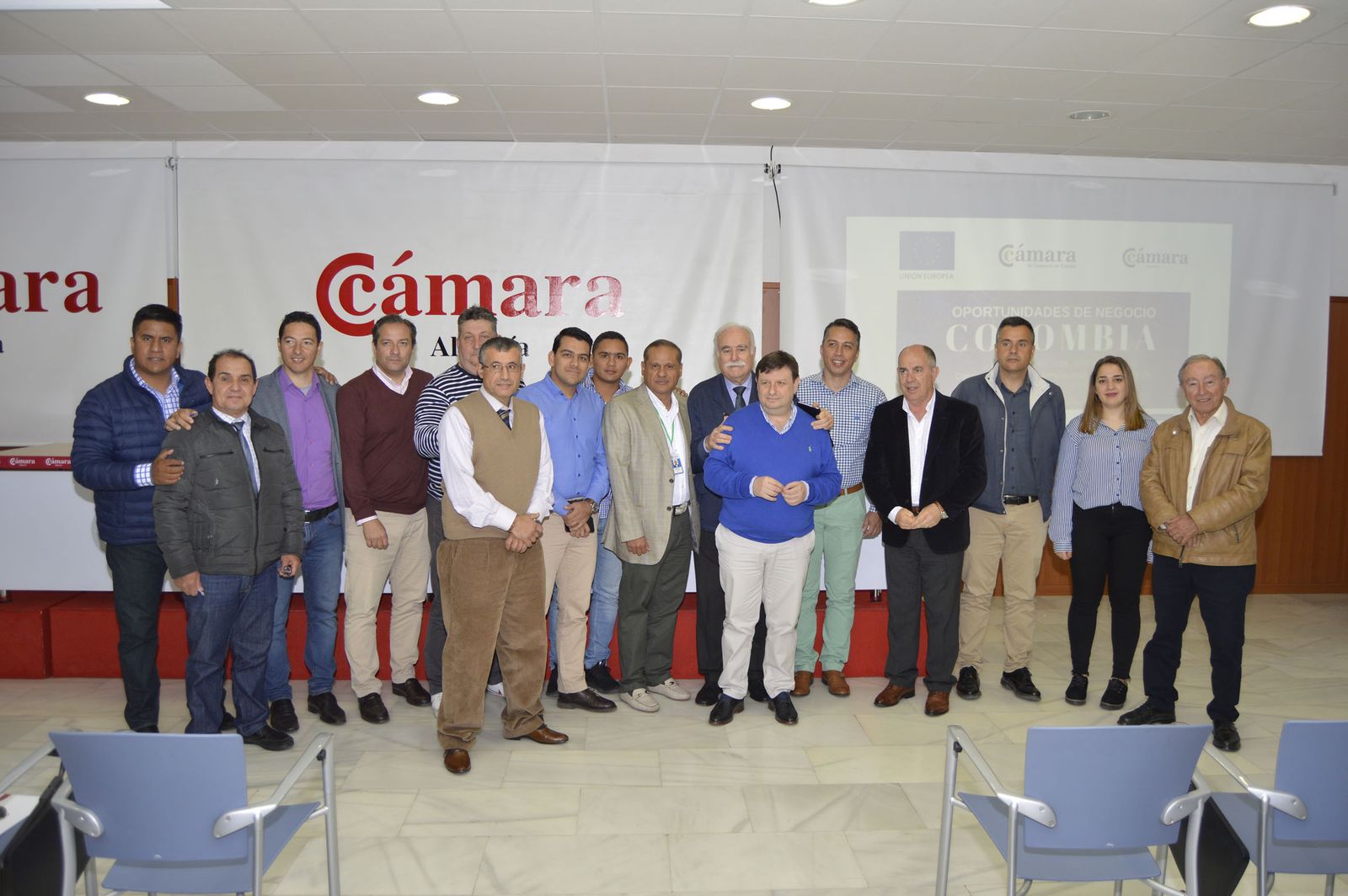 La Cámara de Comercio de Almería acogió recientemente una jornada sobre oportunidades de negocio en Colombia.