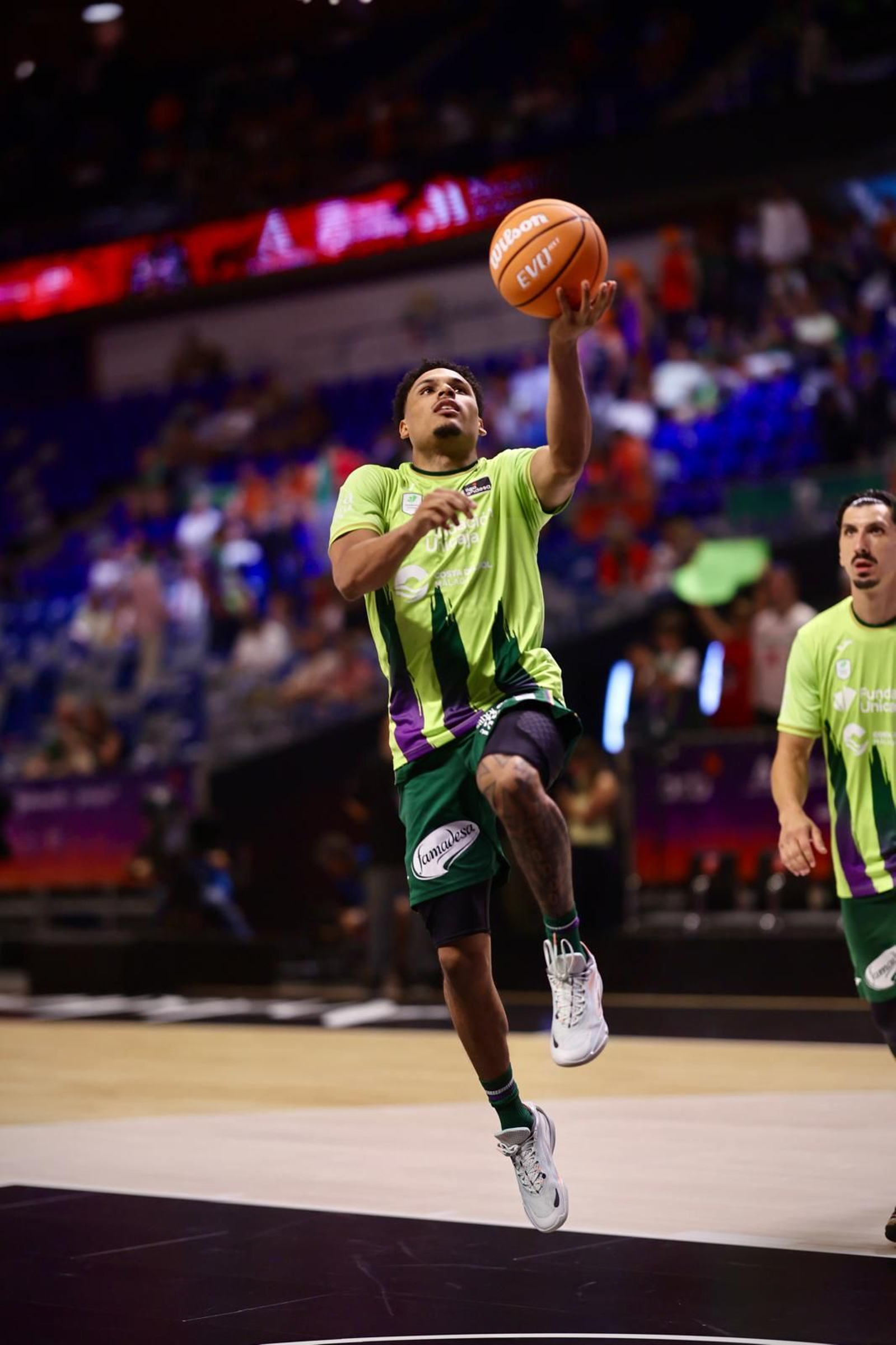 El Unicaja - Valencia Basket de la Supercopa, en fotos