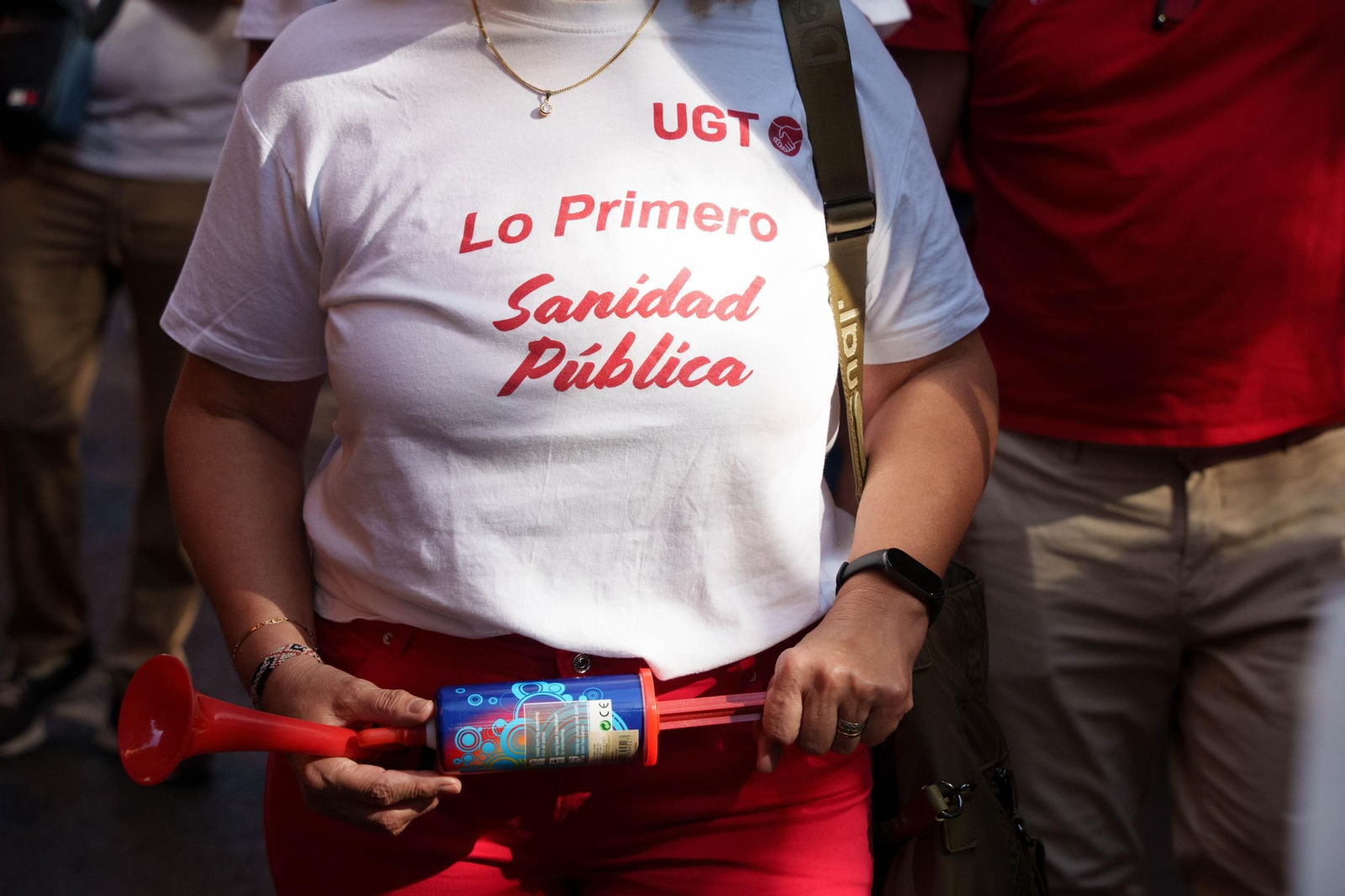 "La sanidad se defiende, gobierne quien gobierne", Almería se lanza a las calles por la sanidad pública