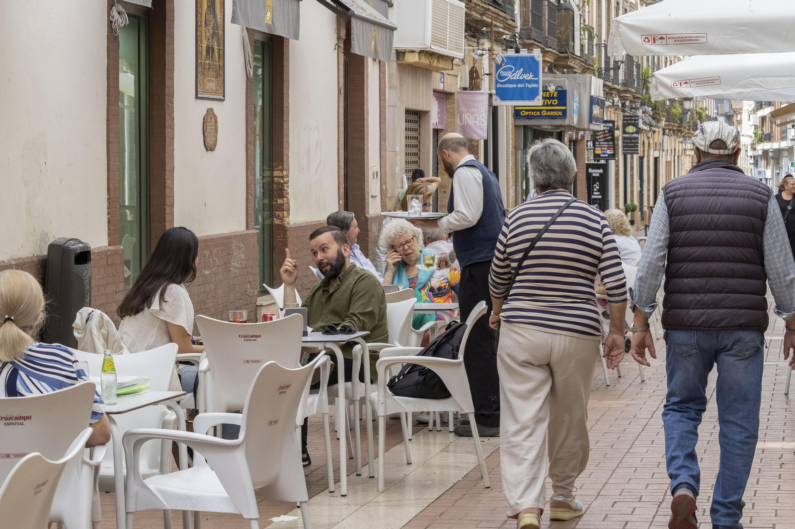 Imágenes del jueves 1 de junio en Huelva