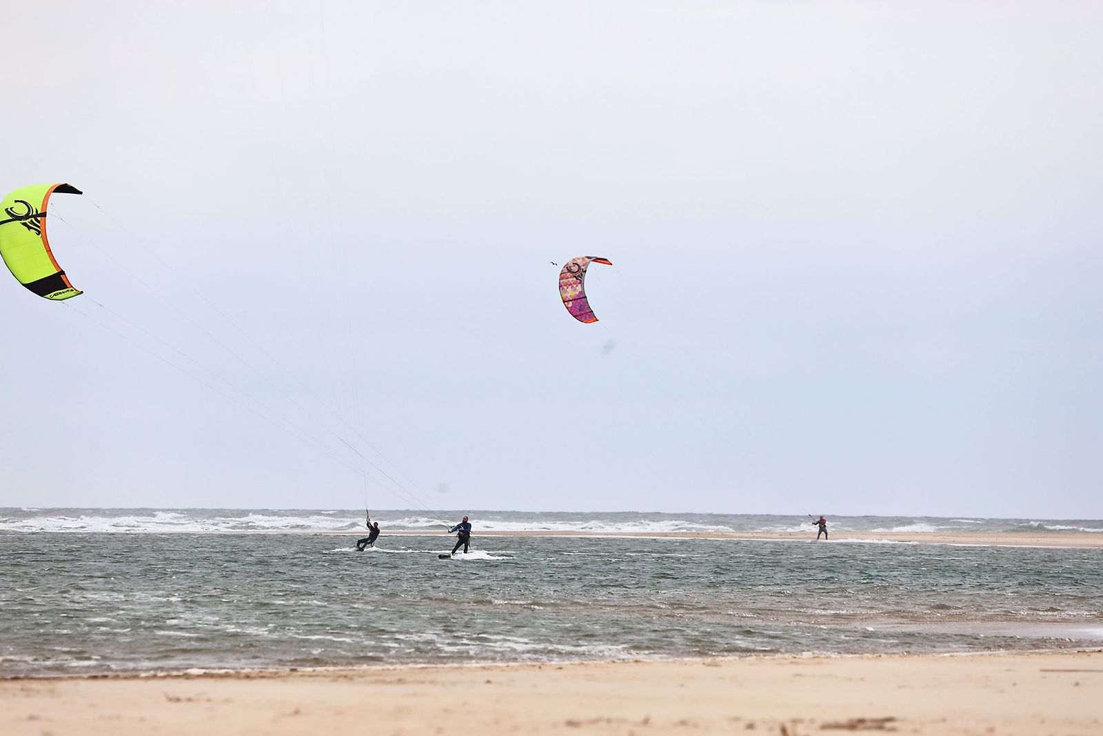 Las fotografías del primer día del años en las playas de Huelva
