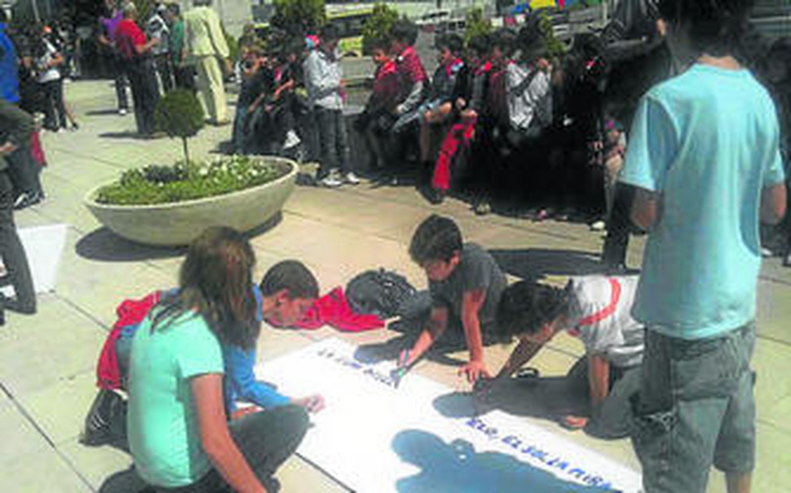 La iniciativa comenzó ayer a las puertas de la sede de Caja Rural.