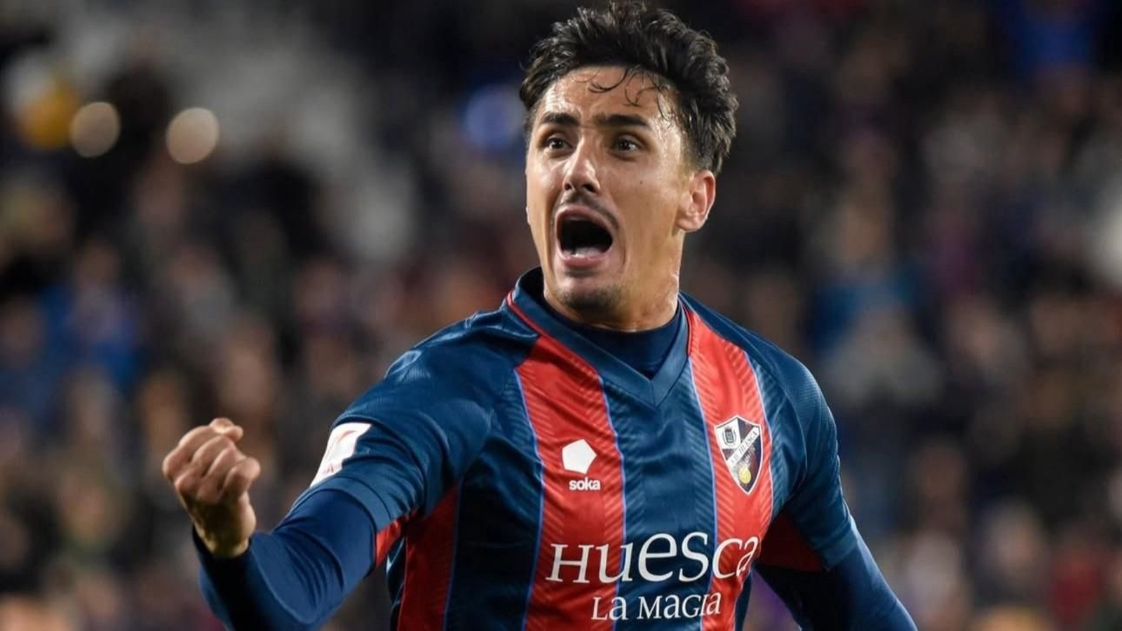 Ignasi Vilarrasa celebra un gol con el Huesca.