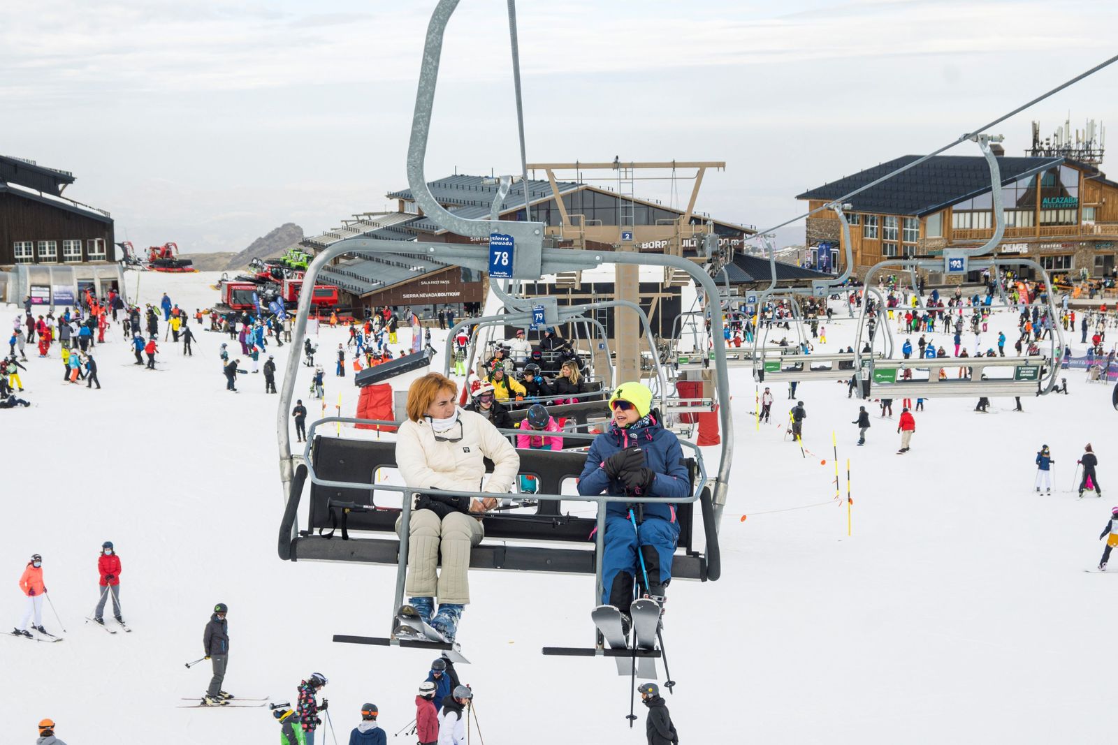 Sierra Nevada sufre un apagón que paraliza los remontes un cuarto de hora