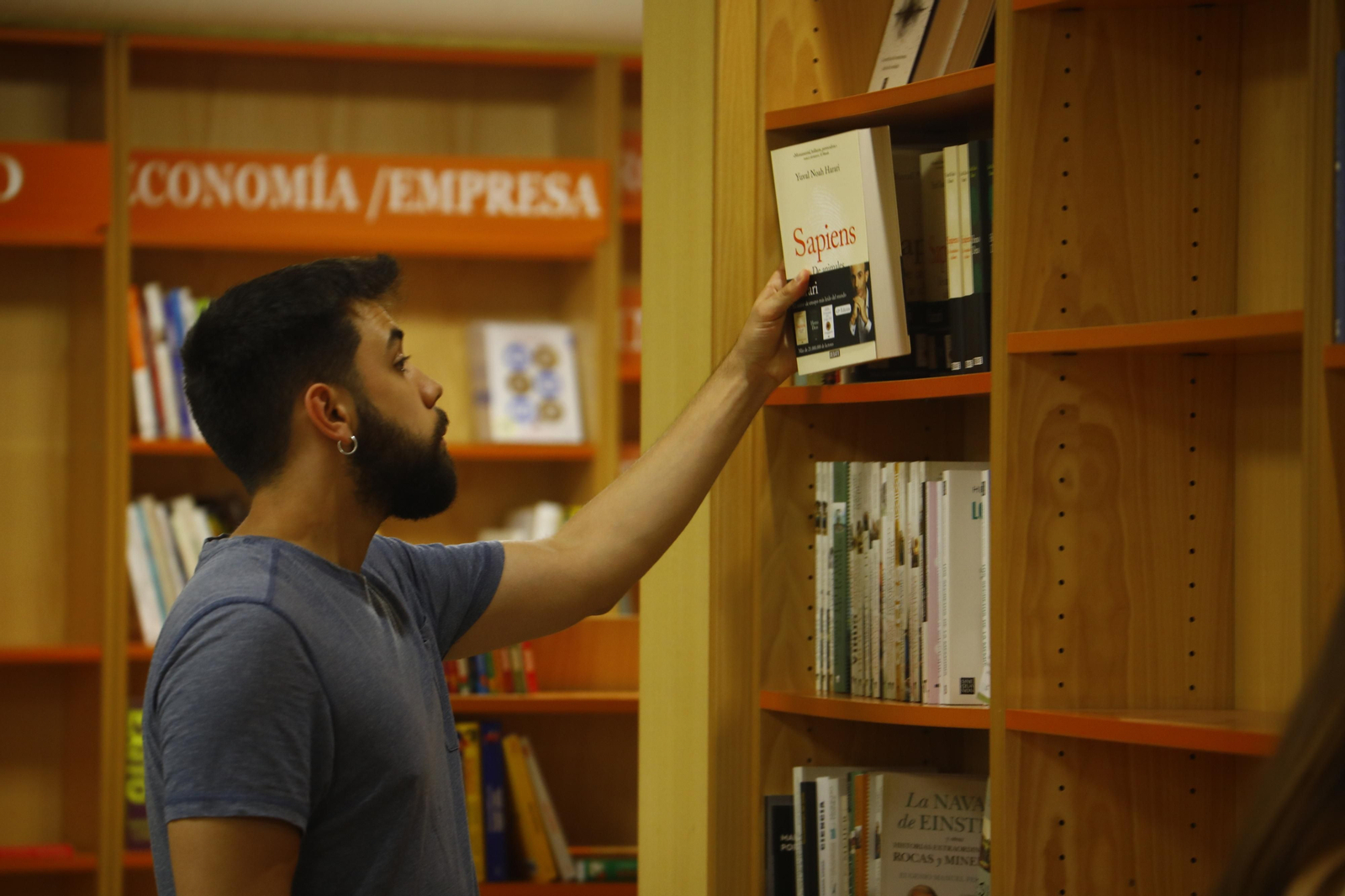 Así es la nueva Librería Luque de Córdoba, en imágenes