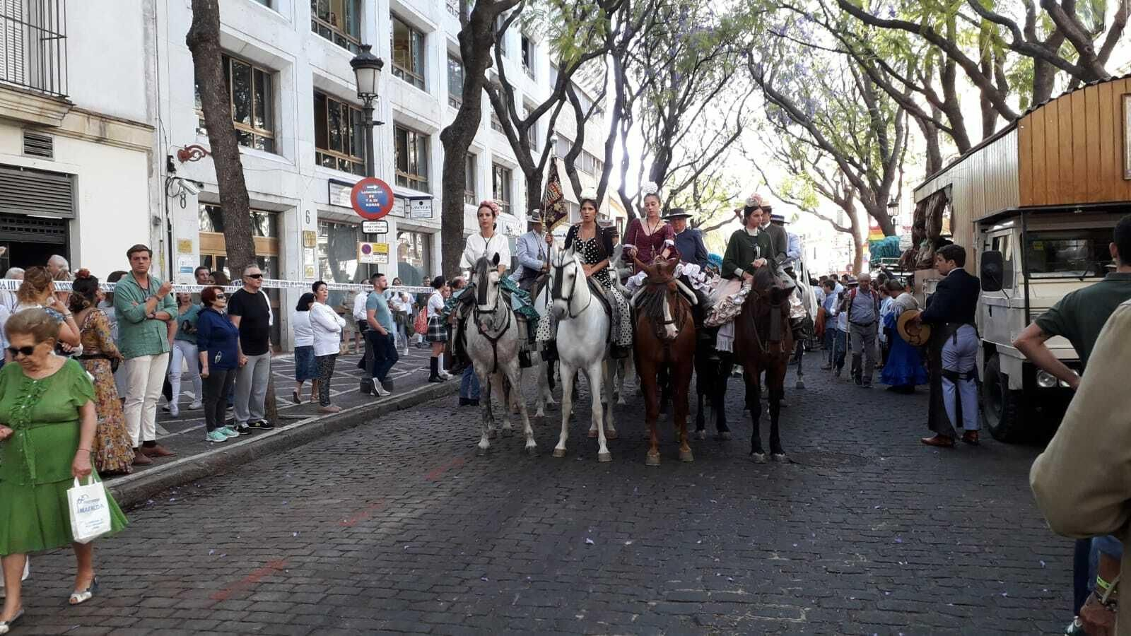 Las imágenes de la salida de la hermandad de Jerez al Rocío