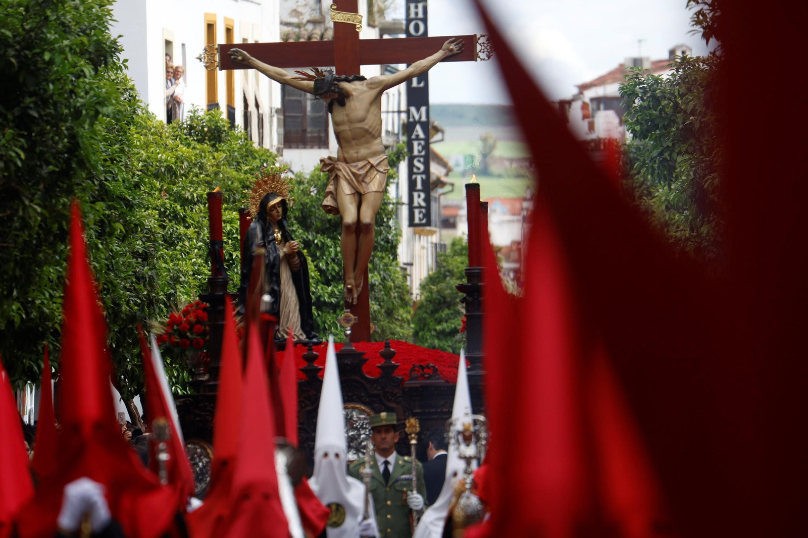 La procesión de la Caridad en este Jueves Santo de Córdoba, en imágenes