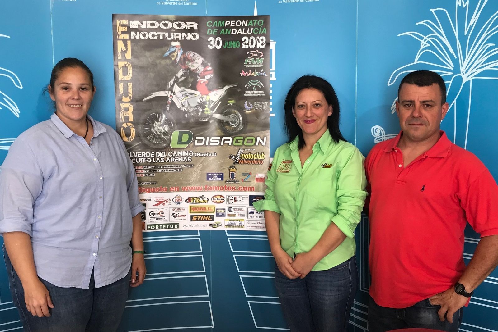María del Carmen López, Azucena Delgado y José Manuel Azogil, durante la presentación del evento.