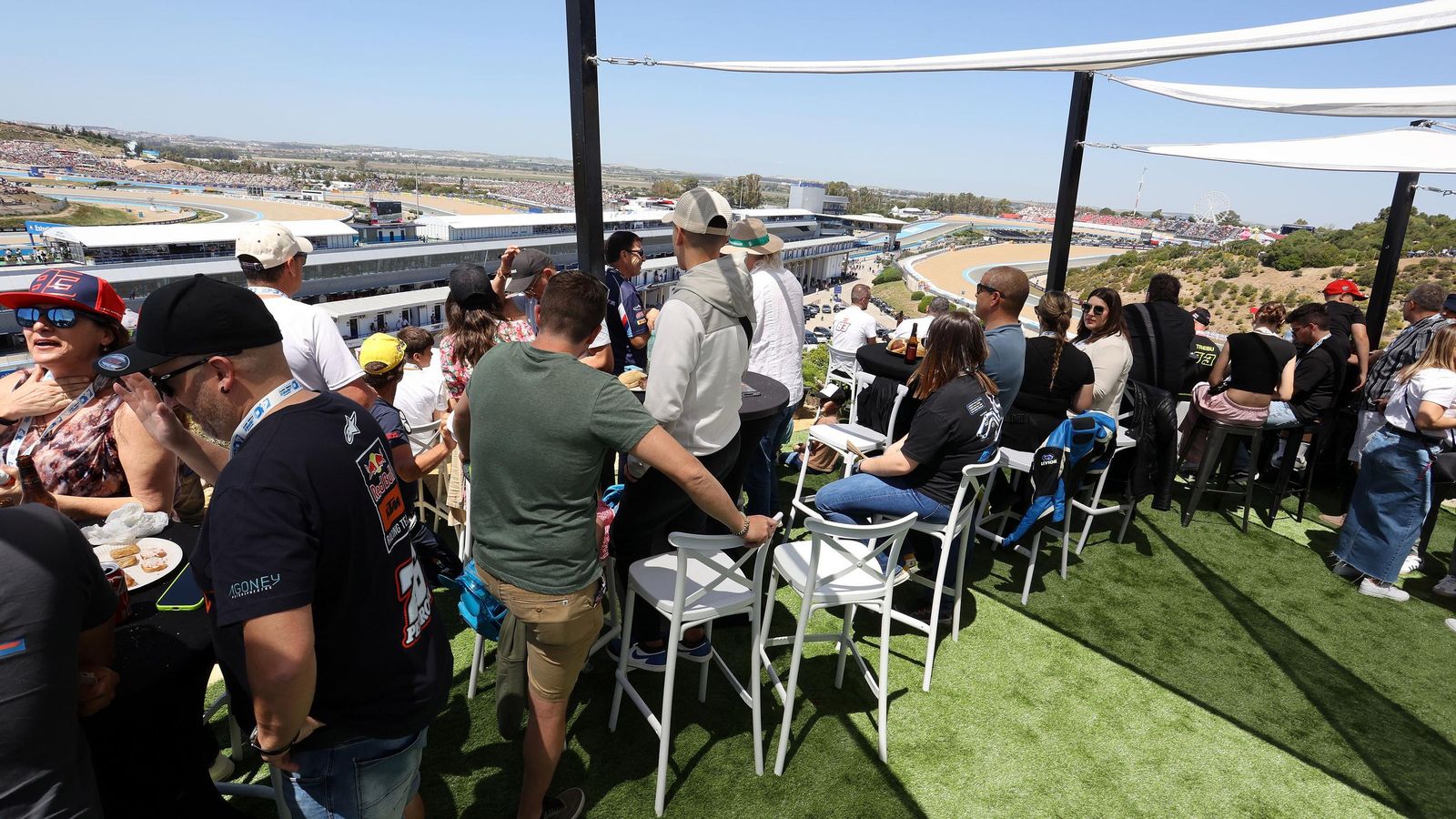 Búscate en el sábado del Gran Premio de España 2025 en el Circuito de Jerez - Ángel Nieto