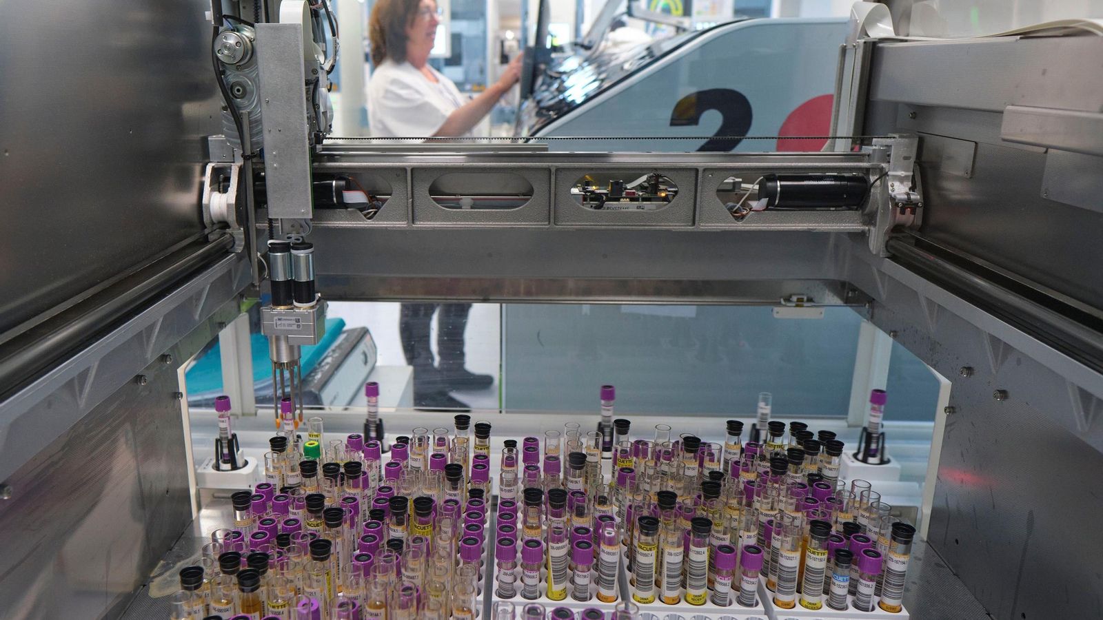 El sistema desecha las pruebas que exceden el periodo de caducidad.