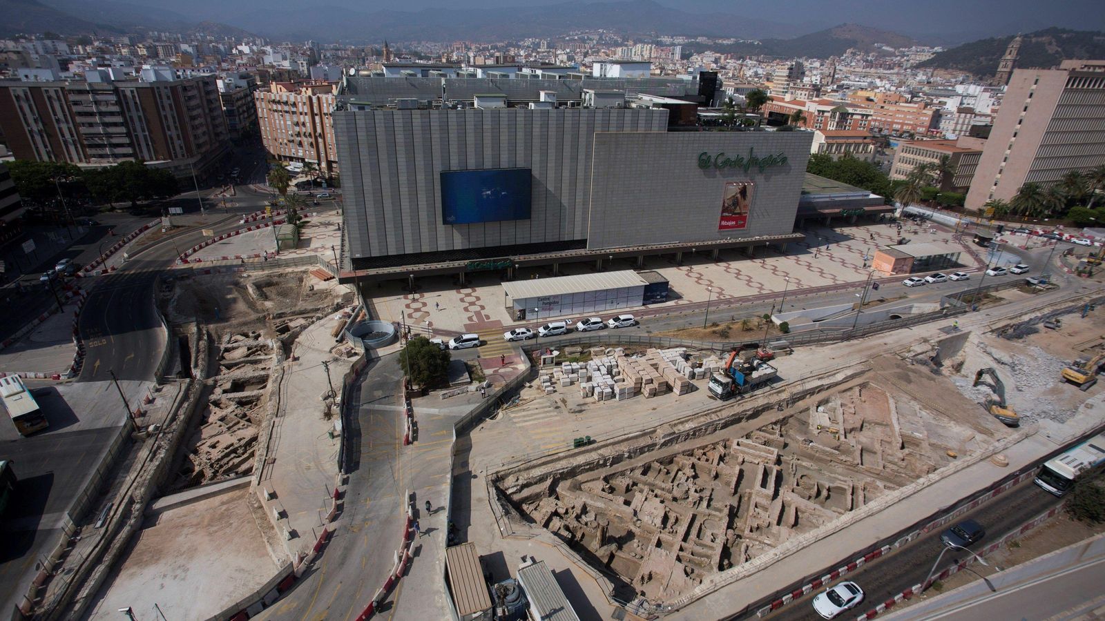 Imagen de mediados de julio de los restos arqueológicos encontrados en la obra del Metro de Málaga.