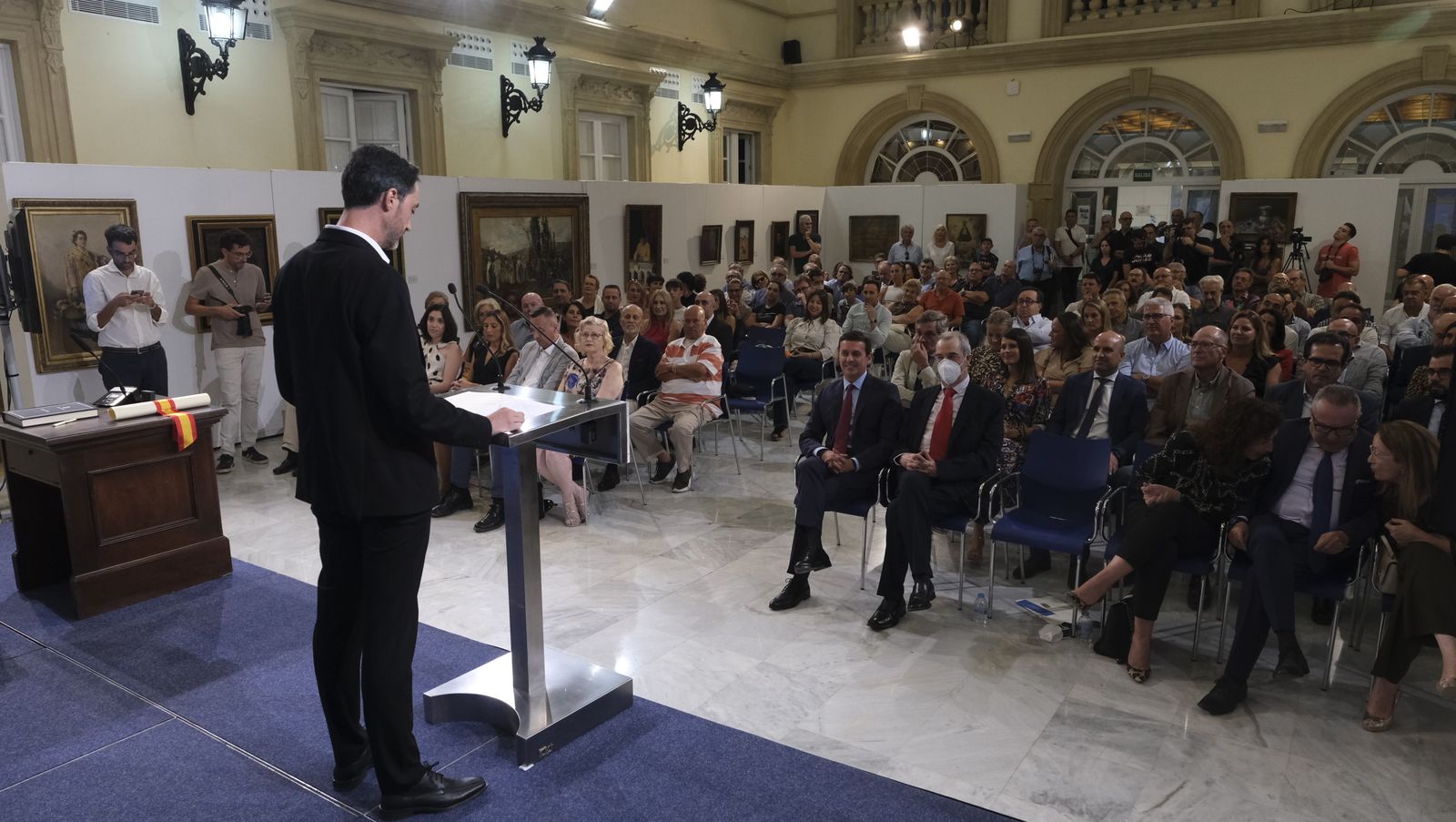 Imágenes de la entrega del Escudo de Oro de la Diputación de Almería a Ambrosio Sánchez