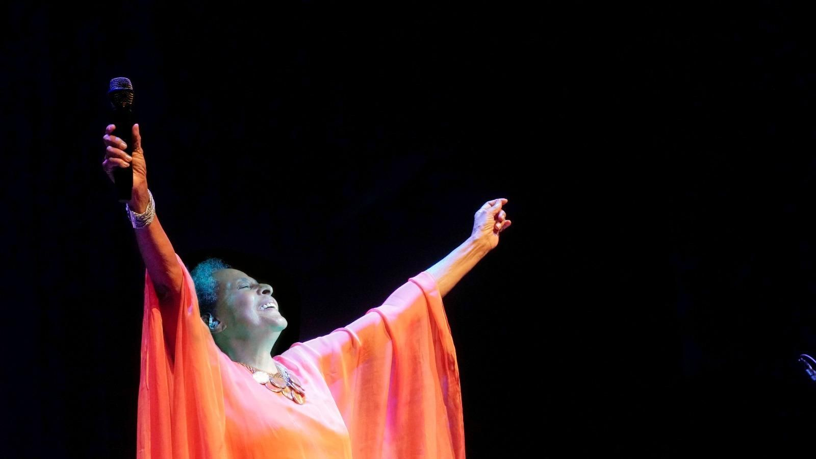 Susana Baca durante una actuación.