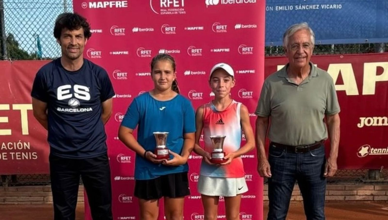 Fabiola Prause y Paula Cuevas, campeonas de España de dobles sub-12.