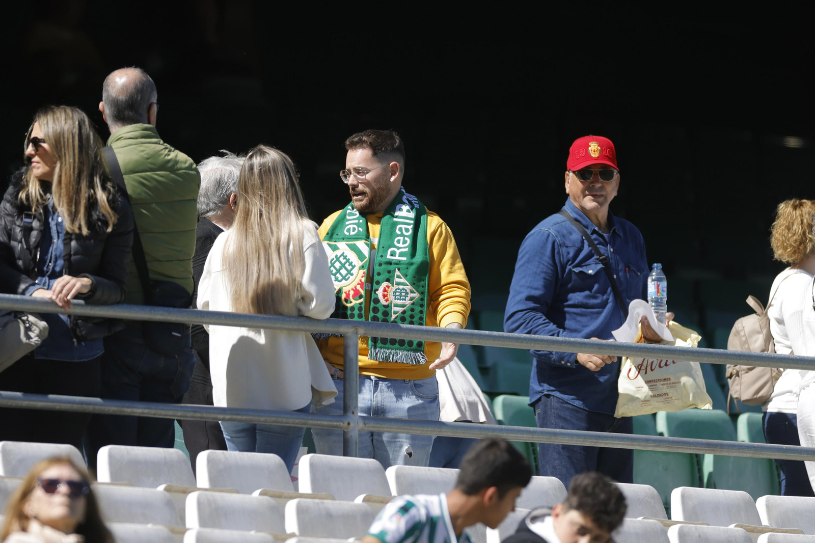 Búscate en las fotos del Betis-Mallorca