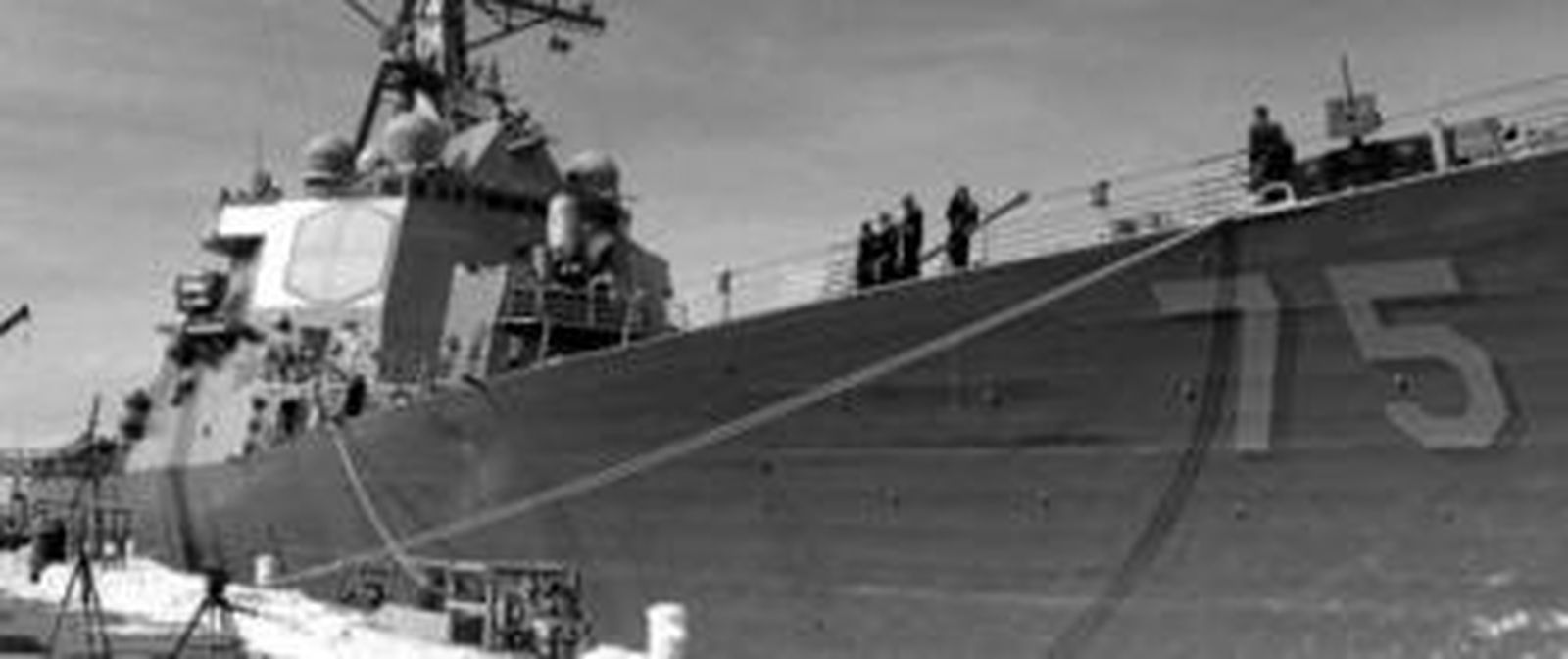 El destructor 'USS Donald Cook' a su salida desde Estados Unidos con destino a la base naval de Rota, en el inicio del despliegue del escudo antimisiles.