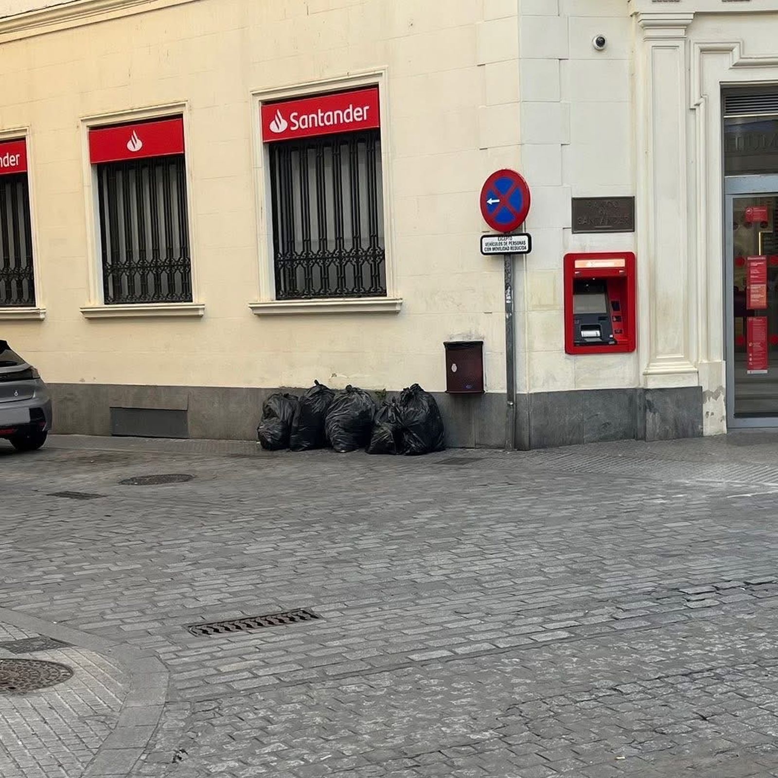 La policía secreta de Bruno es tan secreta que ni ellos mismos lo saben