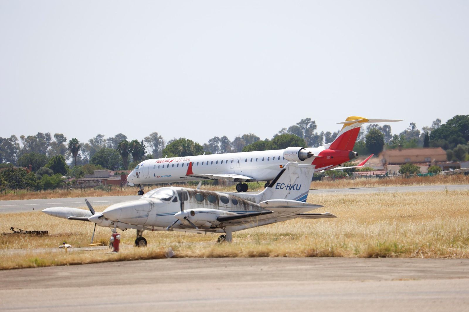 Los primeros vuelos comerciales en el aeropuerto de Córdoba, en fotografías