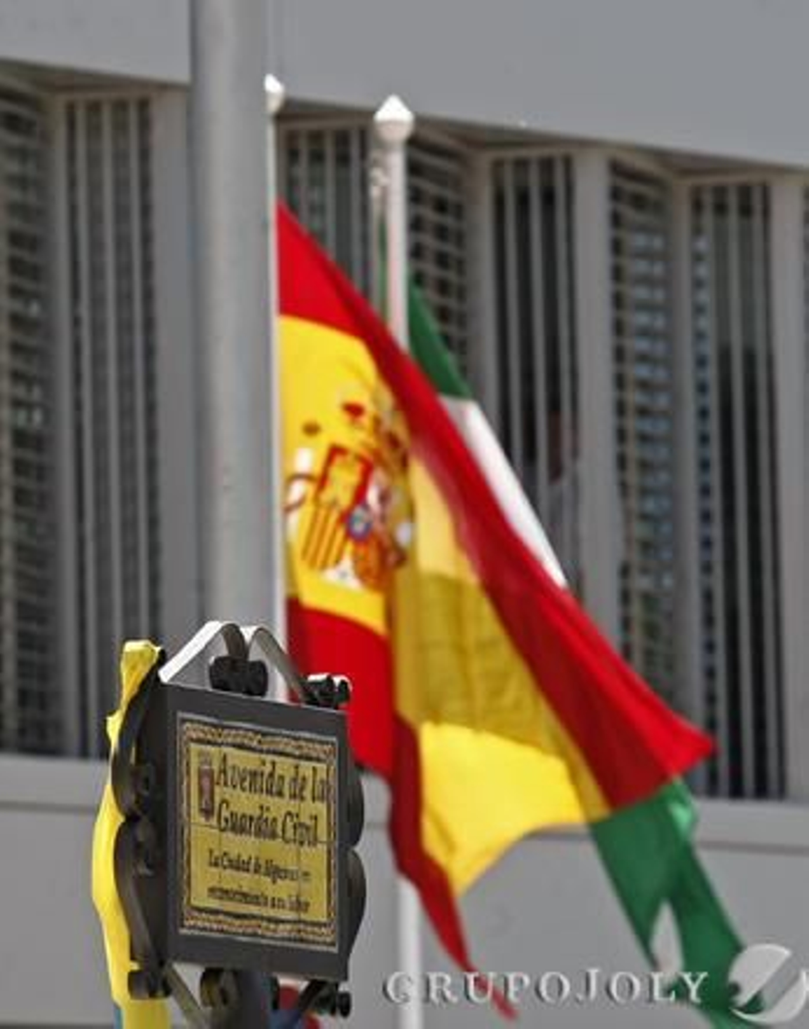 El Ayuntamiento de Algeciras dedica una calle a la Benemérita en "agradecimiento a su trabajo"

Foto: Erasmo Fenoy