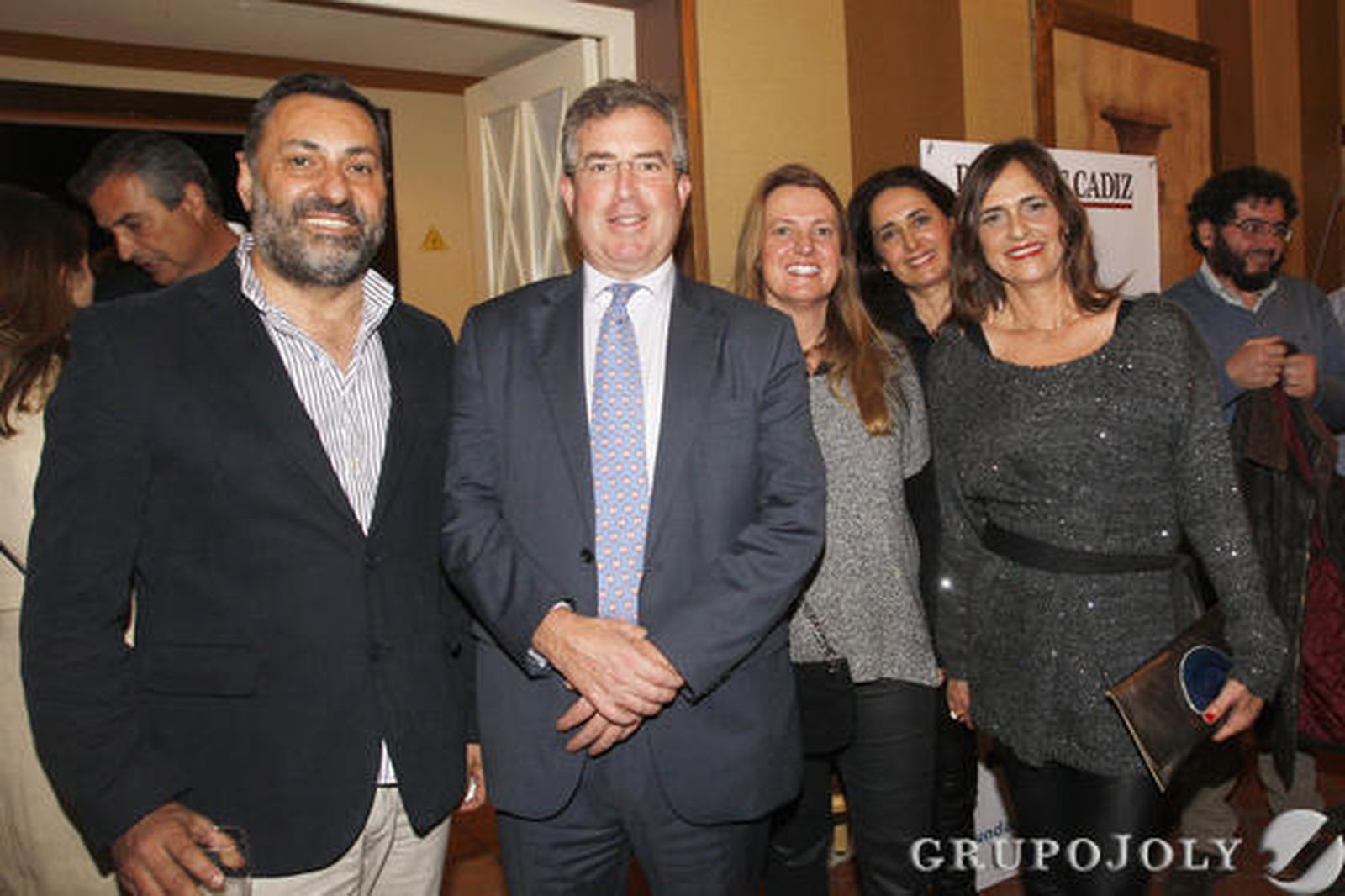 Diego Joly, Michael Kreisler, Ángela Benavente, Rosario Joly y Rosa Joly, durante un momento de la cita en el Baluarte.

Foto: Julio Gonzalez-Joaquin Pino-Fito Carreto