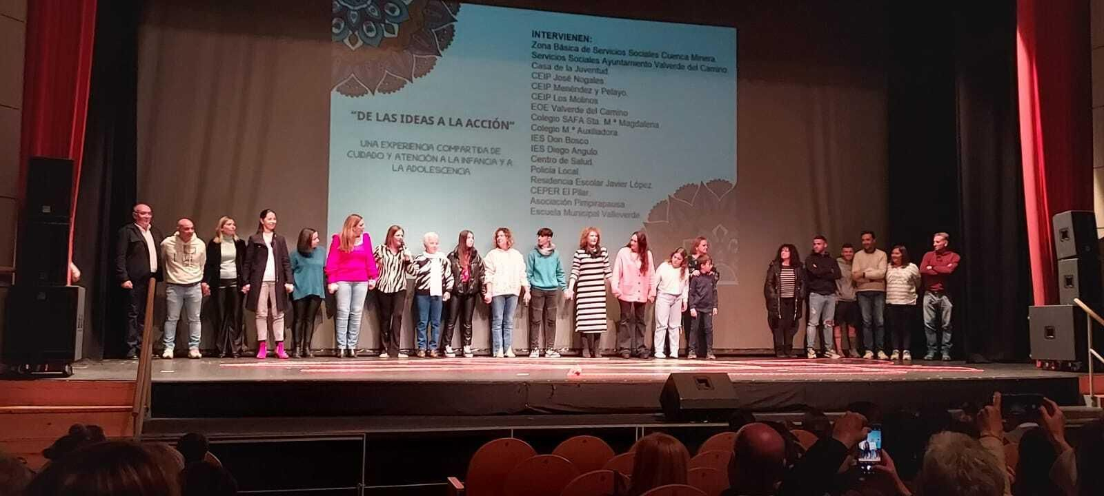 Presentan en Valverde el proyecto de atención a la infancia y la adolescencia ‘De las ideas a la acción’