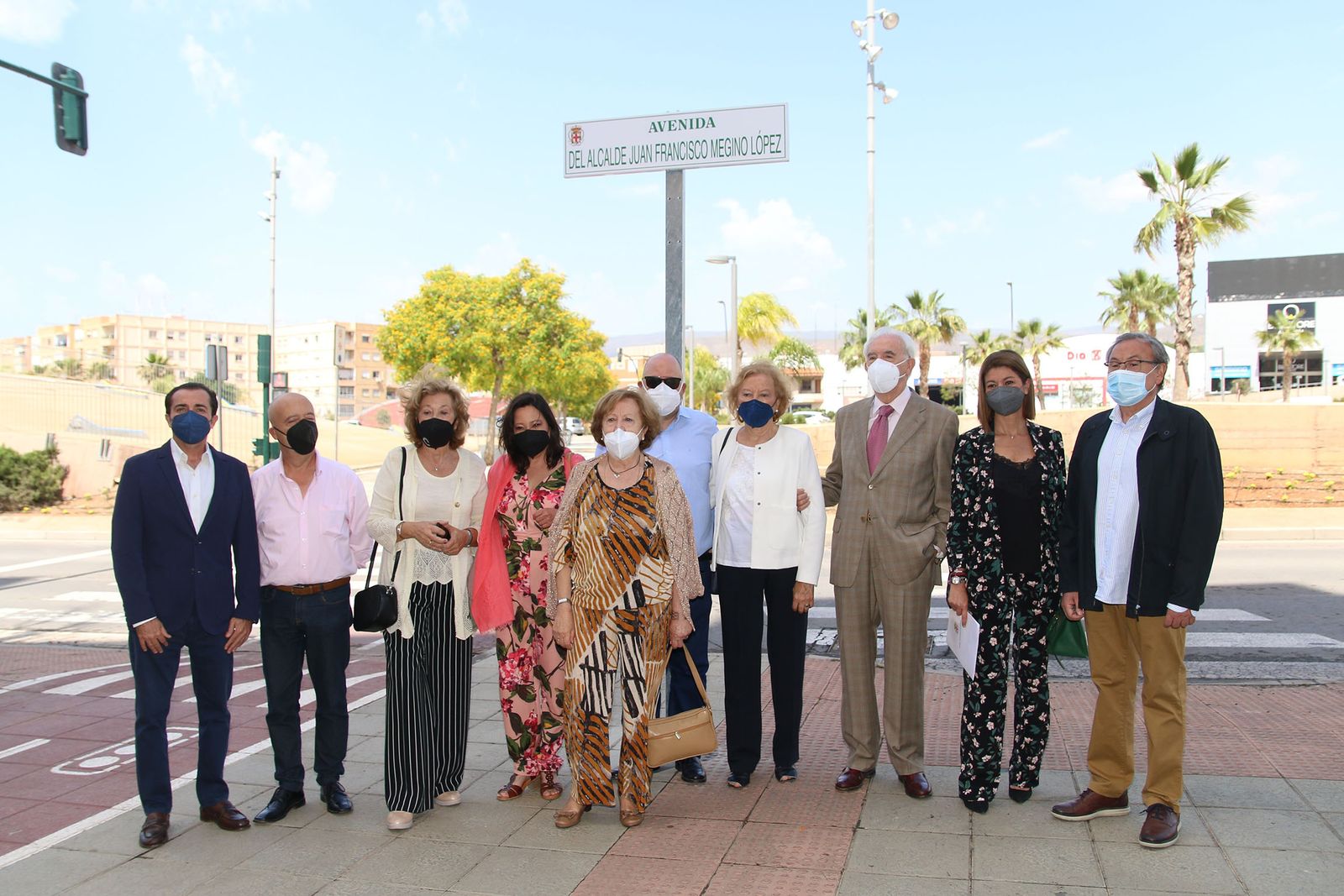 Fotogalería de la inauguración de la avenida en homenaje al exalcalde Juan Megino
