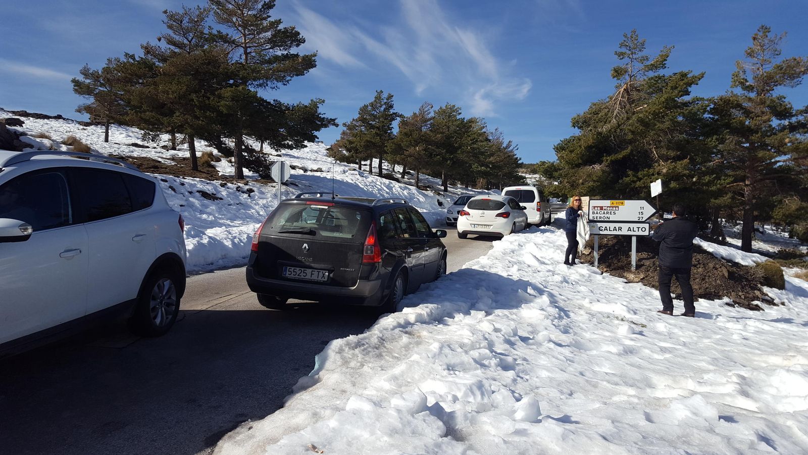 Cantidad de coches acceden a la sierra de Los Filabres y a Calar Alto desde que cayó la primera nevada, el pasado 17 de diciembre.