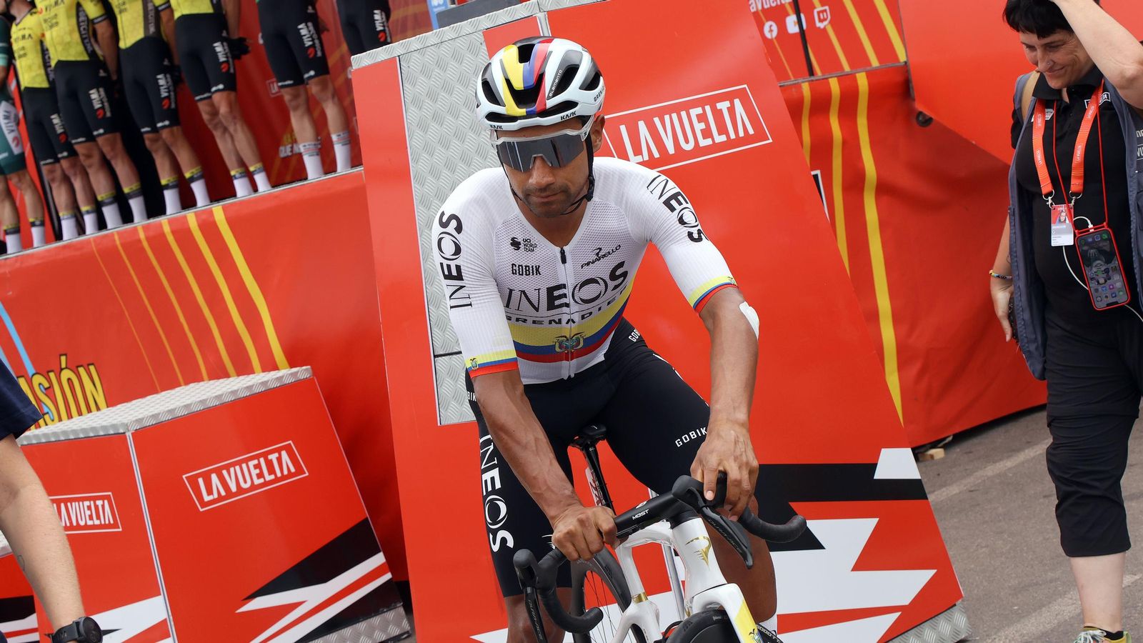 Así fue la salida de la Vuelta España desde Carrefour Sur en Jerez