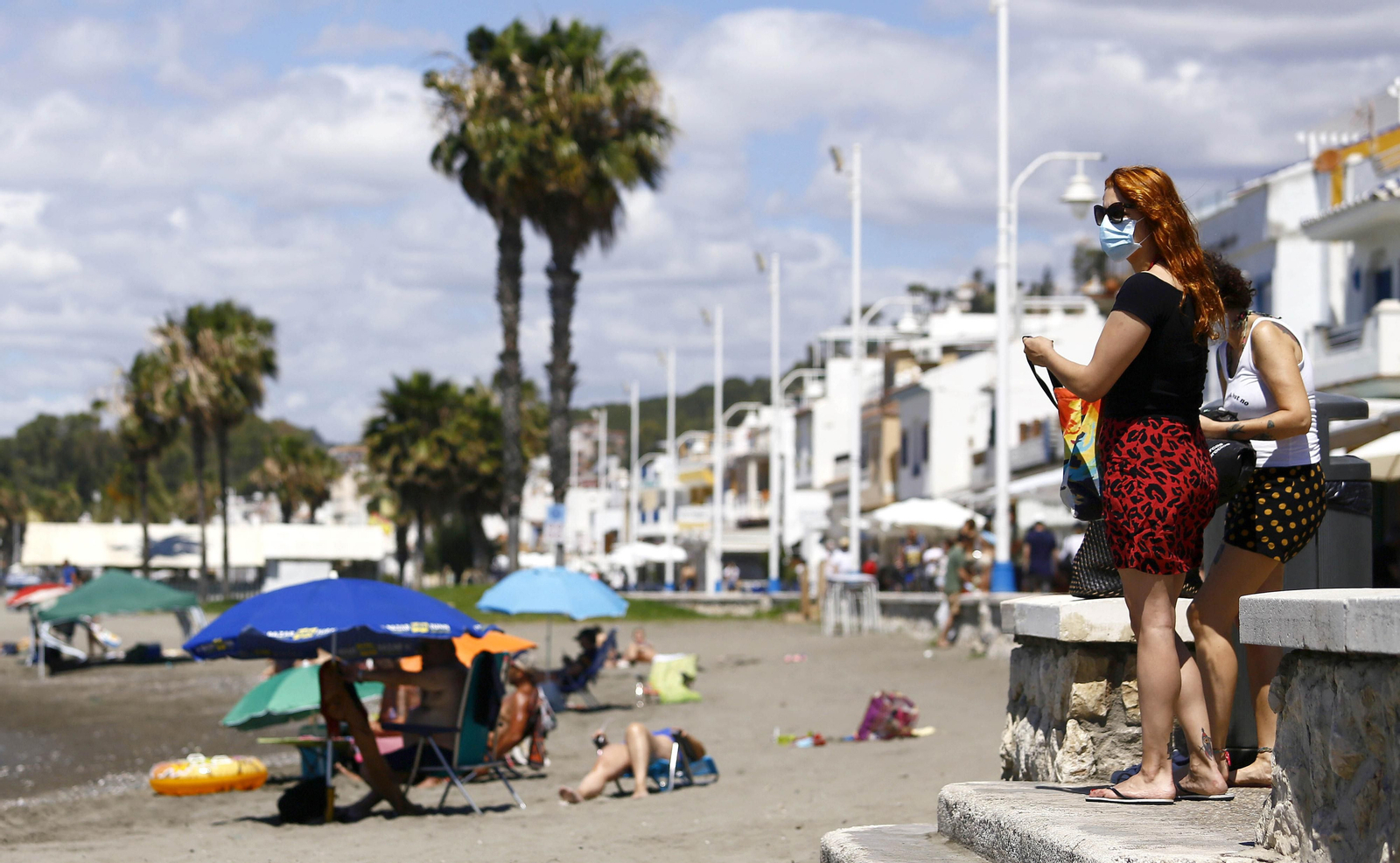 Primer domingo sin restricciones en la playa de Pedregalejo