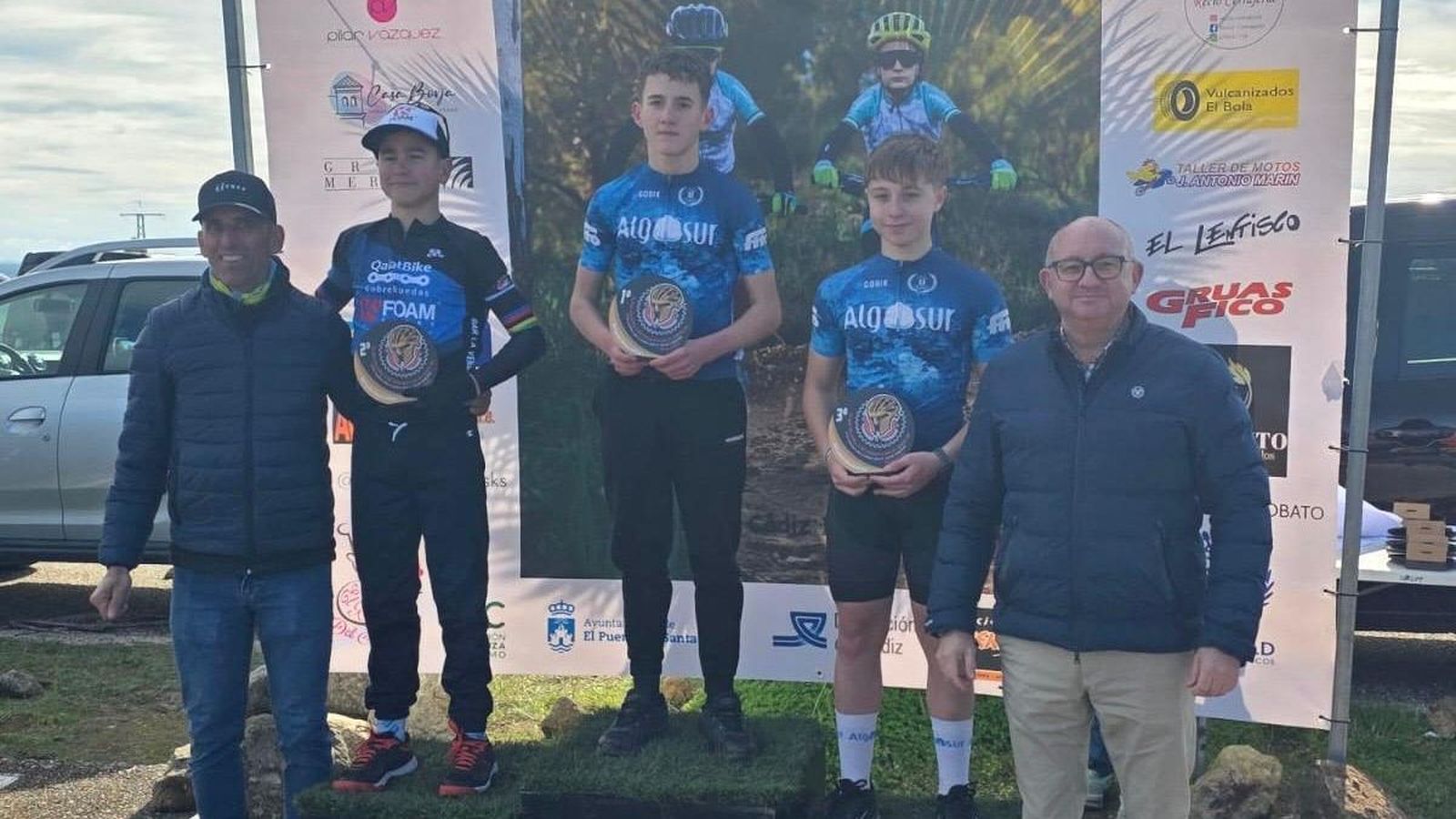 Una imagen del podium de la competición.