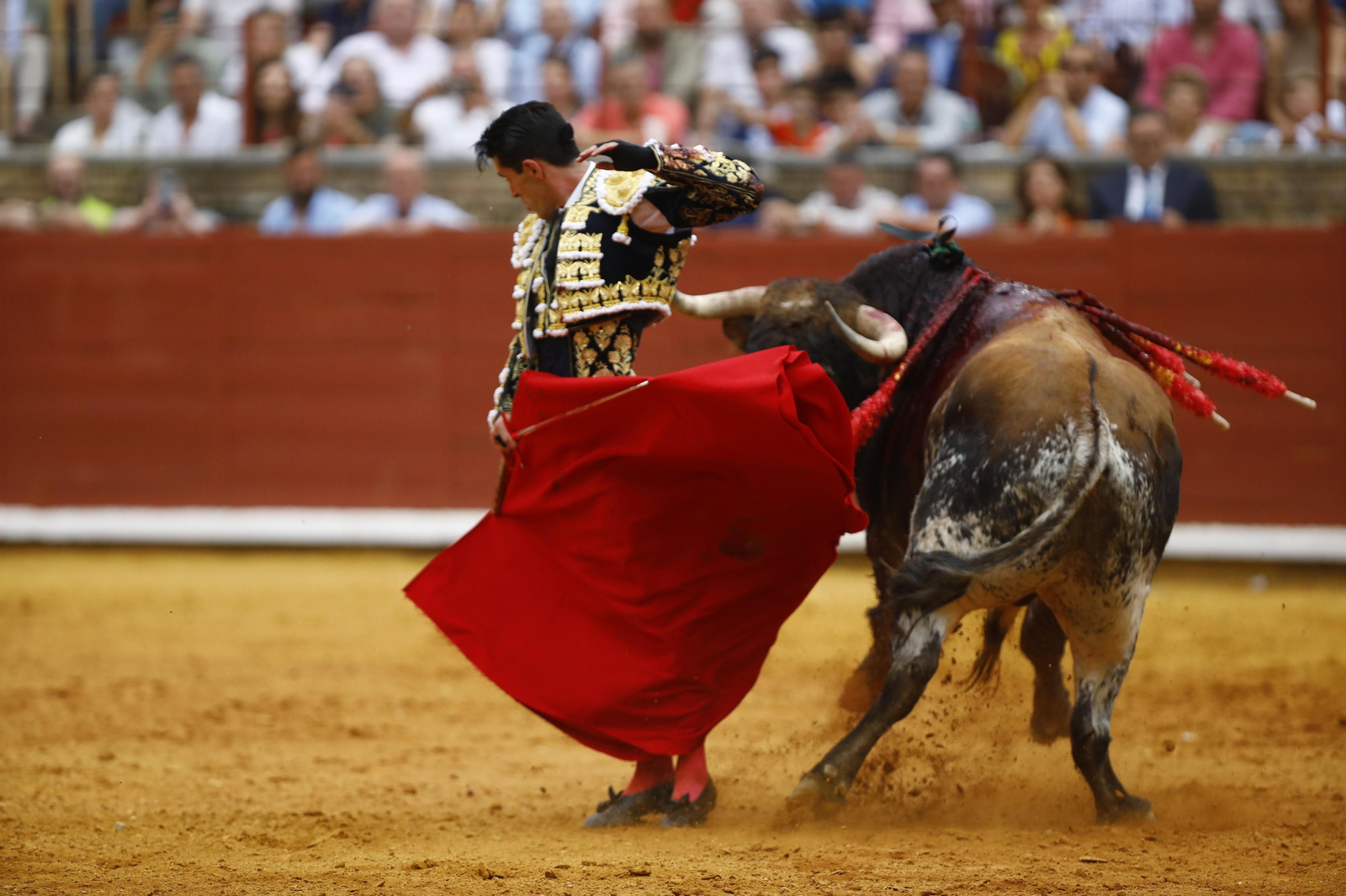 La corrida de Talavante, Roca Rey y Lagartijo, en Córdoba, en imágenes