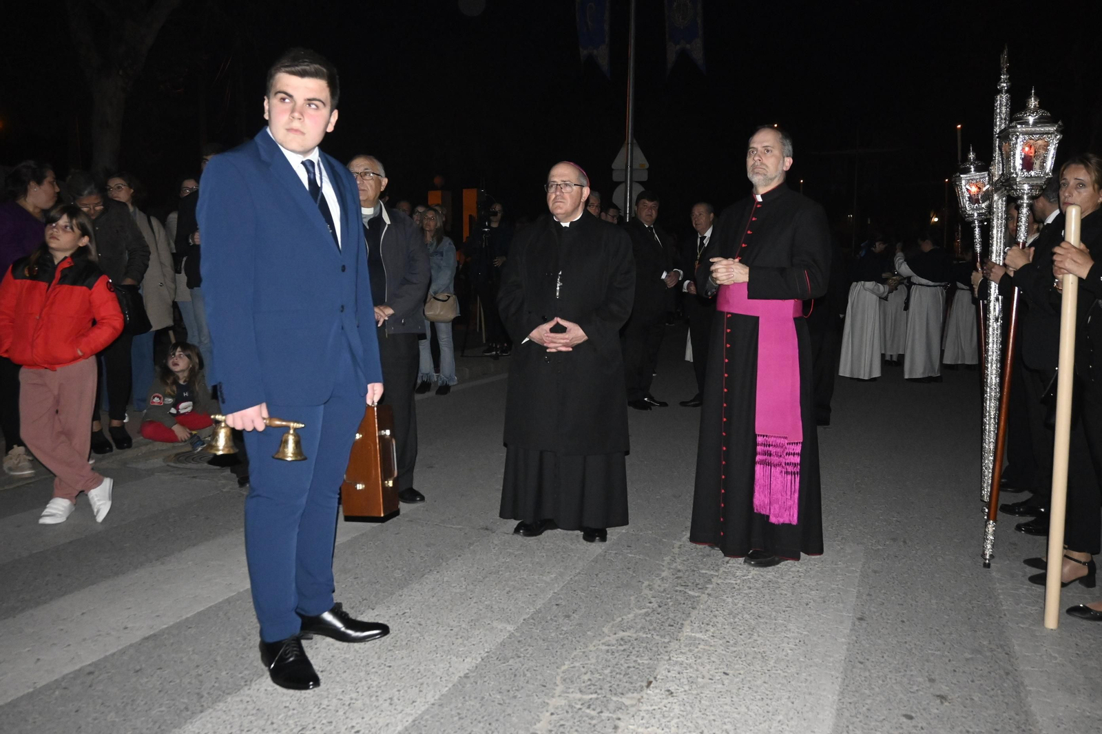 El Vía Crucis de la Semana Santa de Huelva, en imágenes