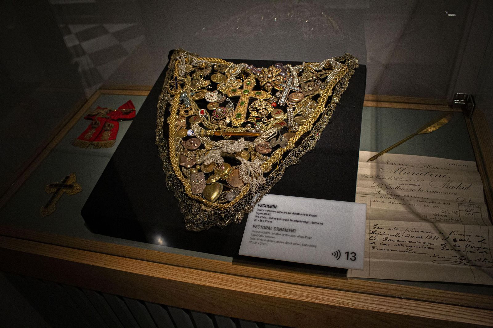 Las mejores imágenes del nuevo museo en la Basílica de la Virgen de las Angustias de Granada