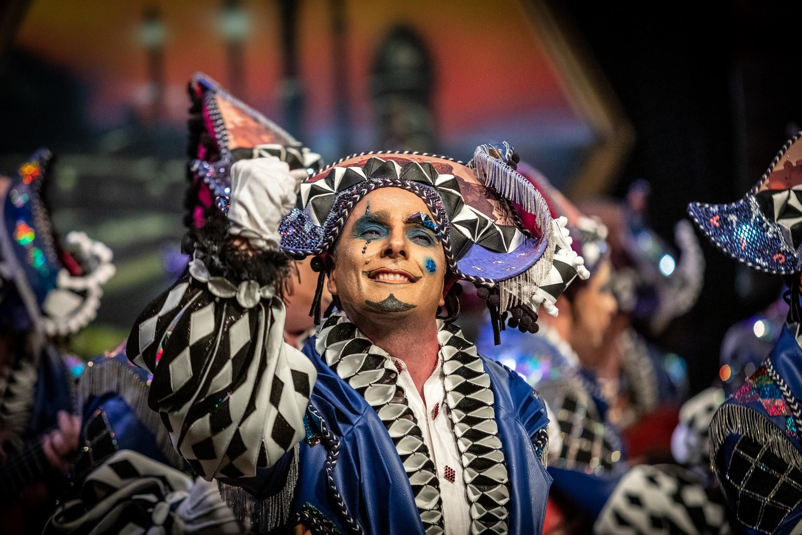 La comparsa de Juan Carlos Aragón 'La gaditanissima' se encargo de cerrar la sesión