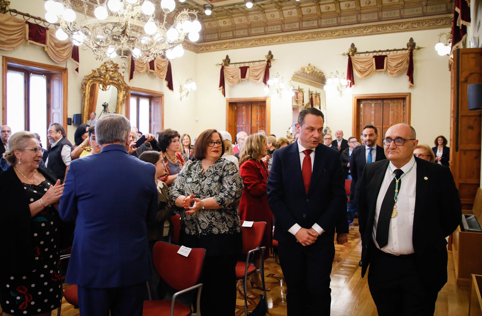 Juan Manuel Martín Robles ingresa como académico de Historia de Andalucía y te lo contamos en imágenes