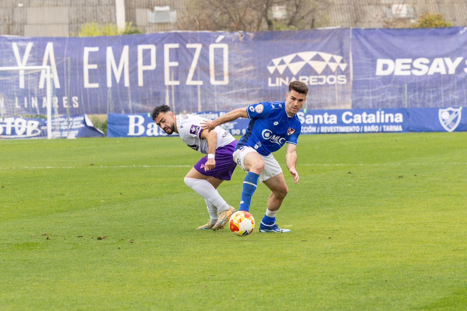 Las mejores imágenes del empate en el derbi entre Linares Deportivo y Real Jaén