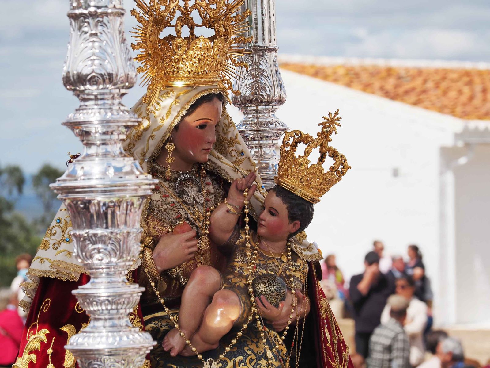 Las mejores imágenes de la Romería de la Virgen de la Peña 2022